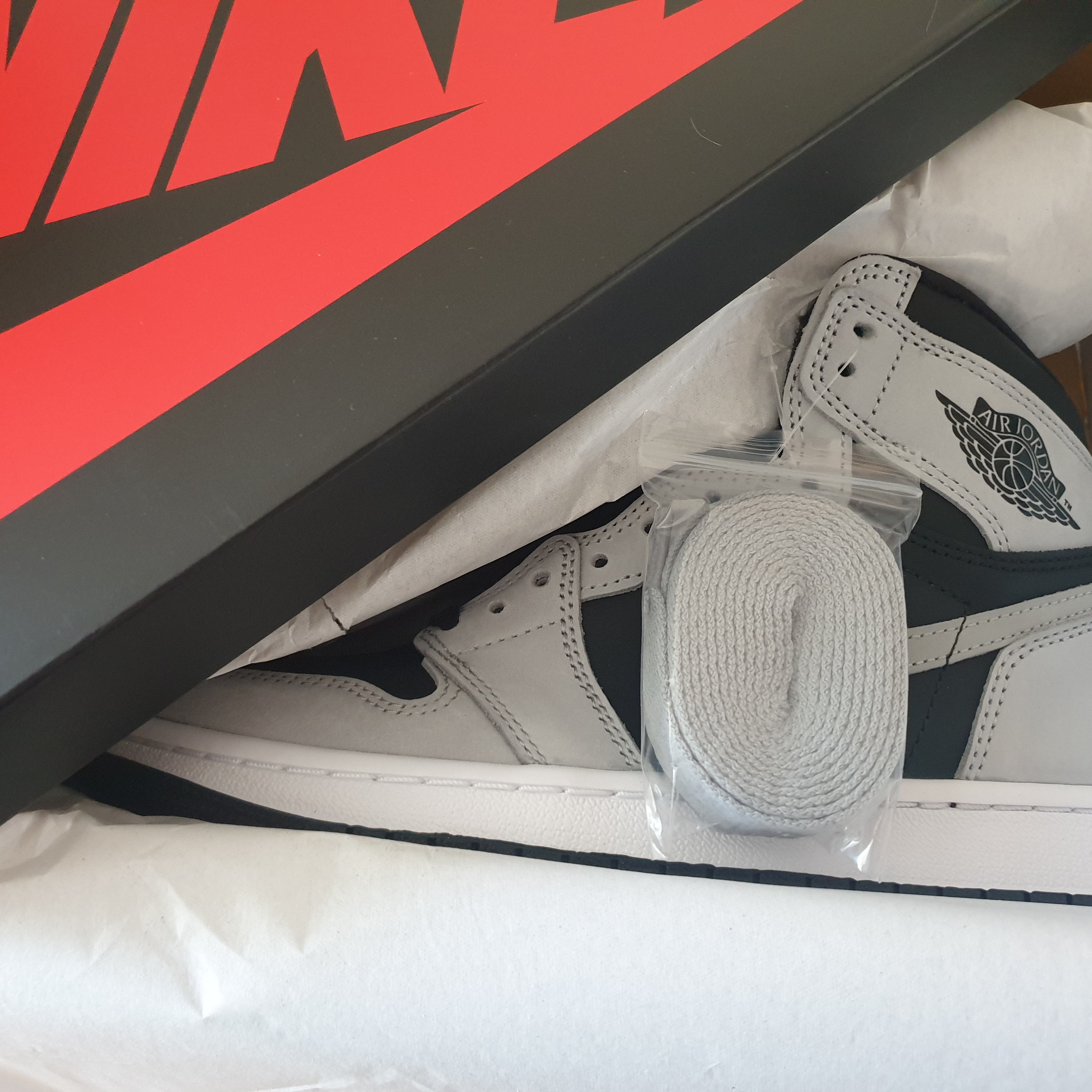Jordan 1 Retro High OG Shadow 2.0 착용 스타일 - 2