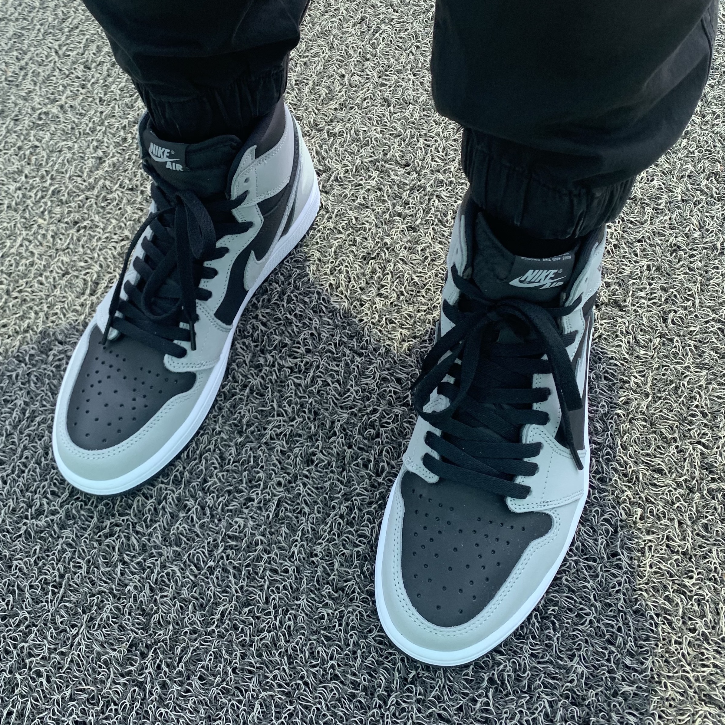 Jordan 1 Retro High OG Shadow 2.0 착용 스타일