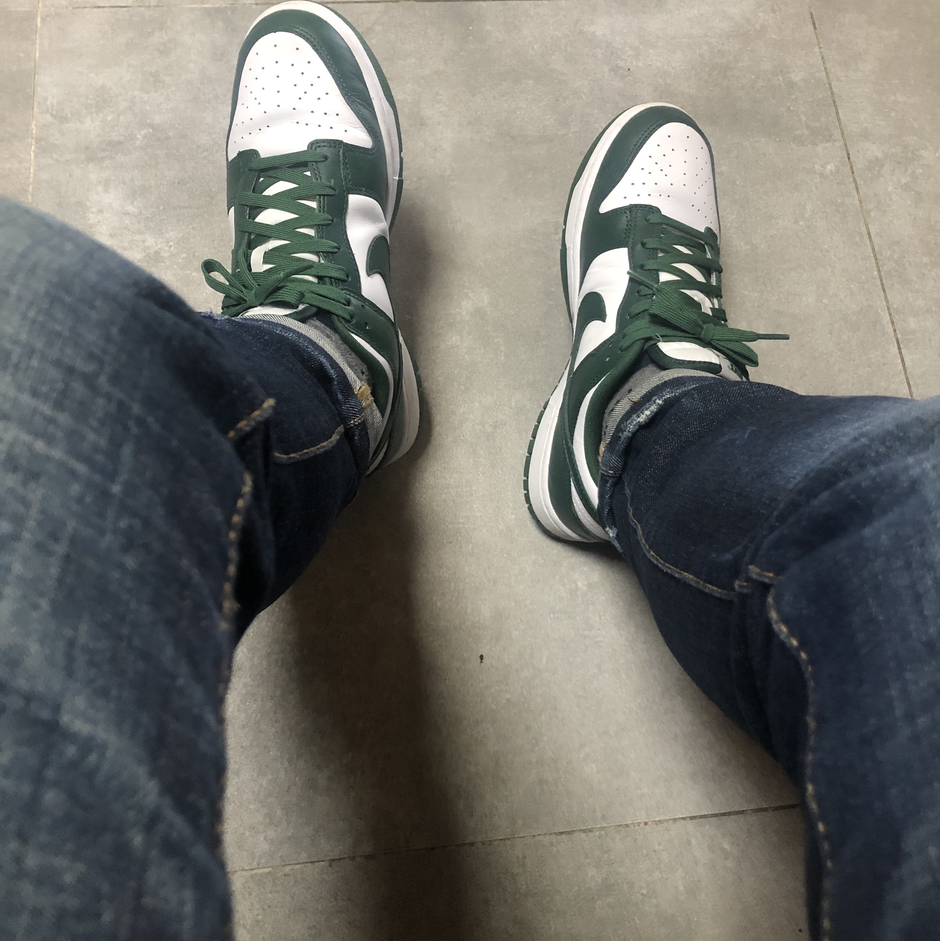 Nike Dunk Low Retro Varsity Green 착용 스타일 - 1
