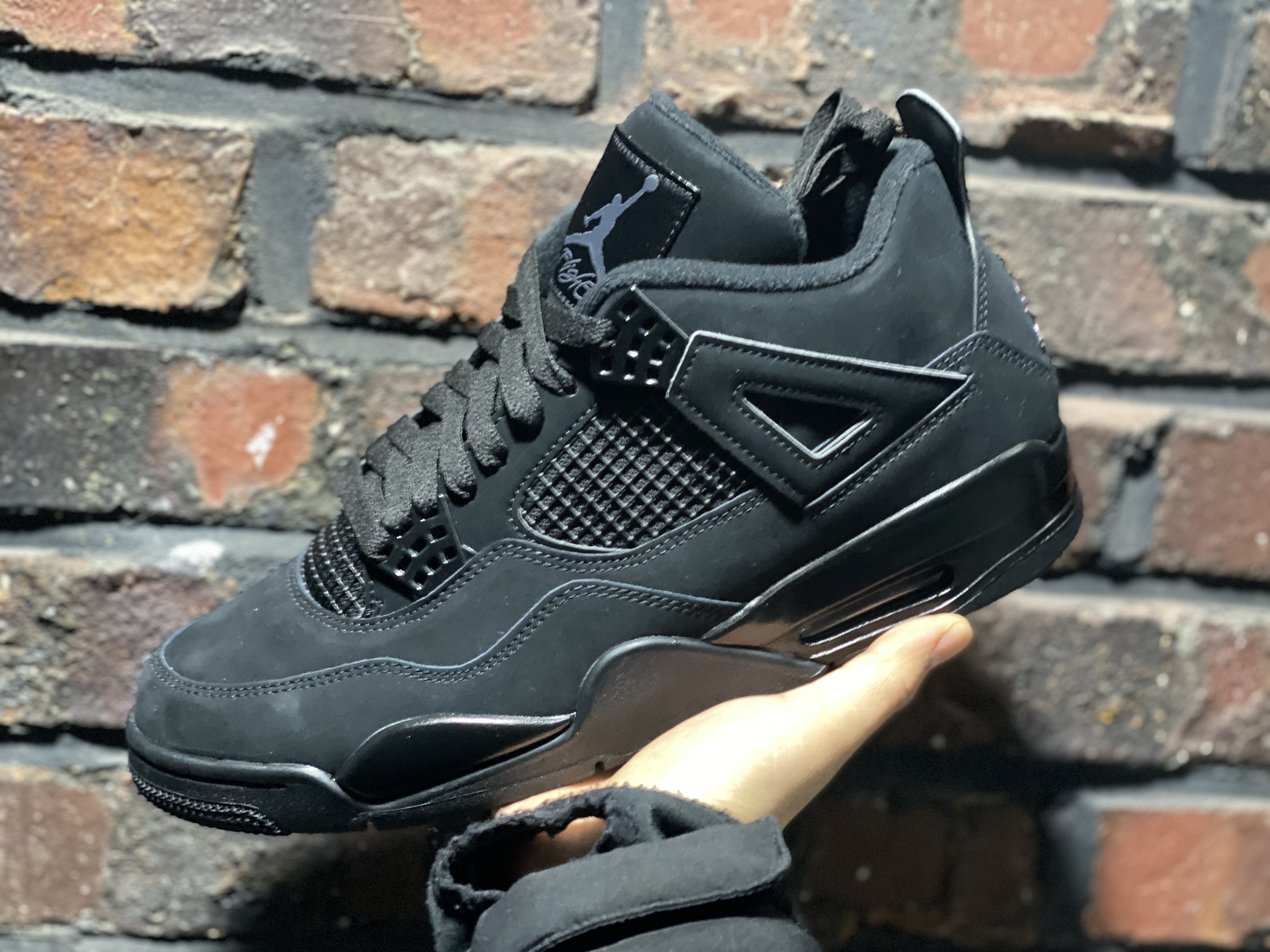 Jordan 4 Retro Black Cat 2020 착용 스타일 - 2