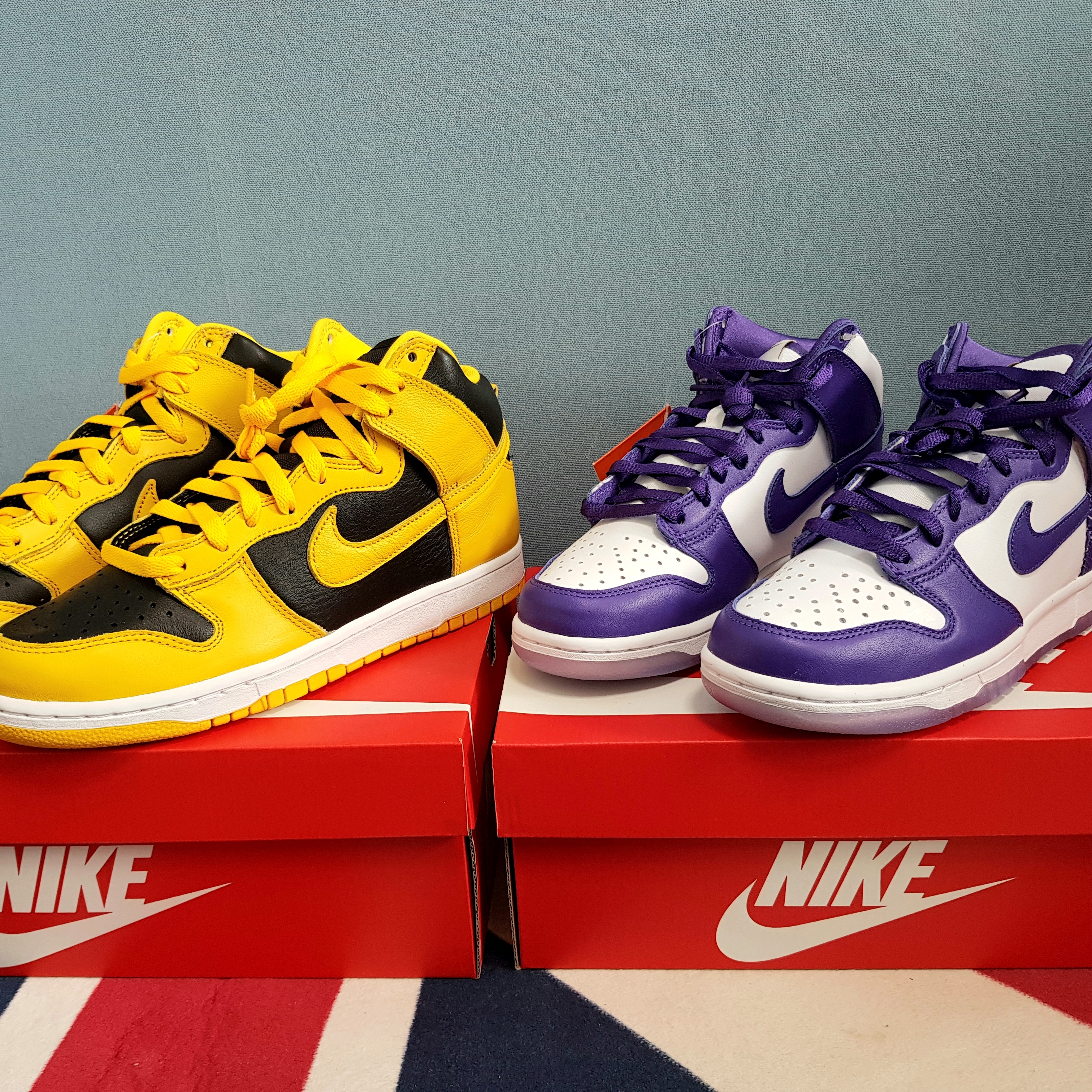 Nike Dunk High SP Varsity Maize, (W) Nike Dunk High SP Varsity Purple 착용 스타일 - 1