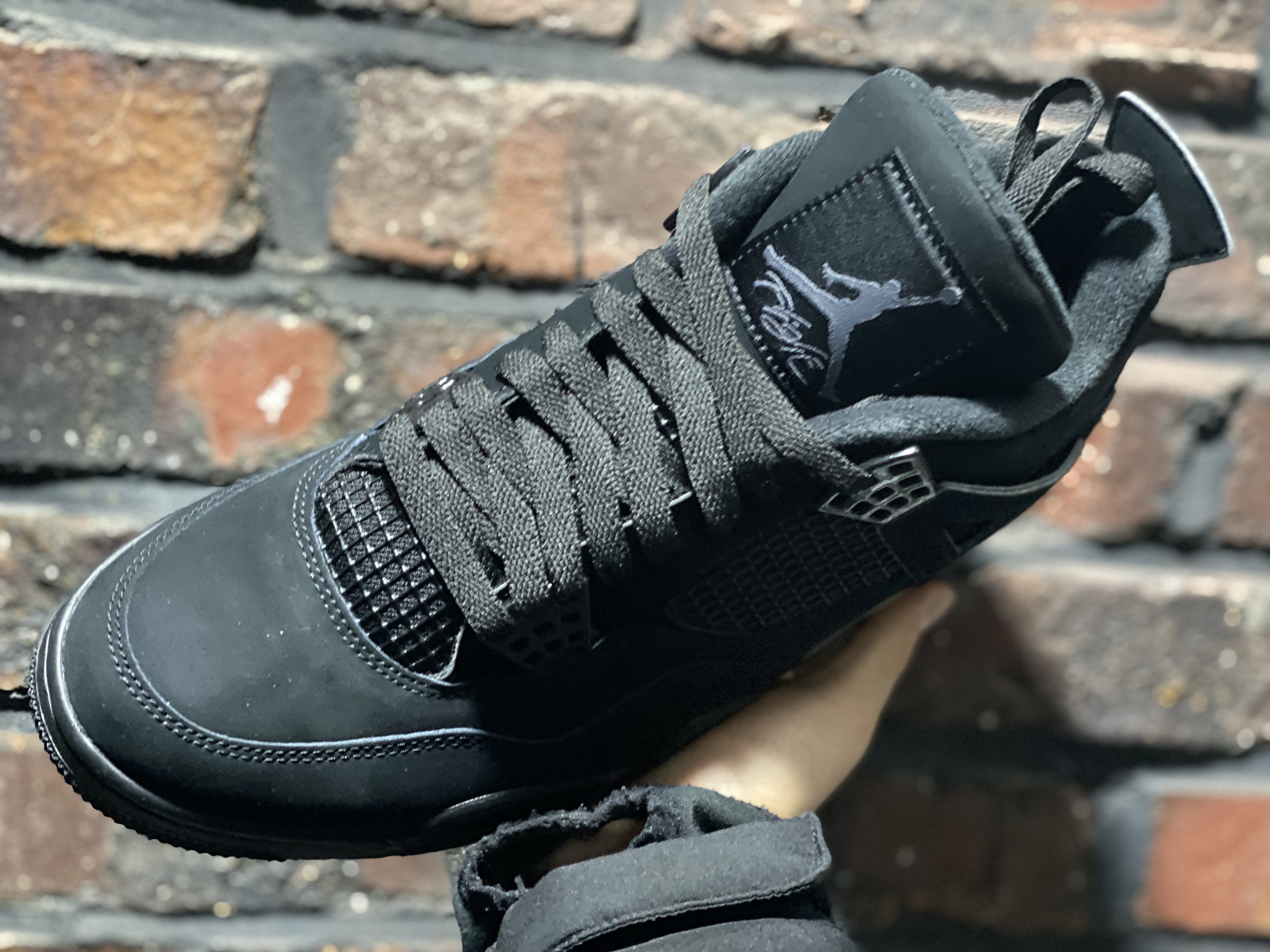 Jordan 4 Retro Black Cat 2020 착용 스타일 - 3
