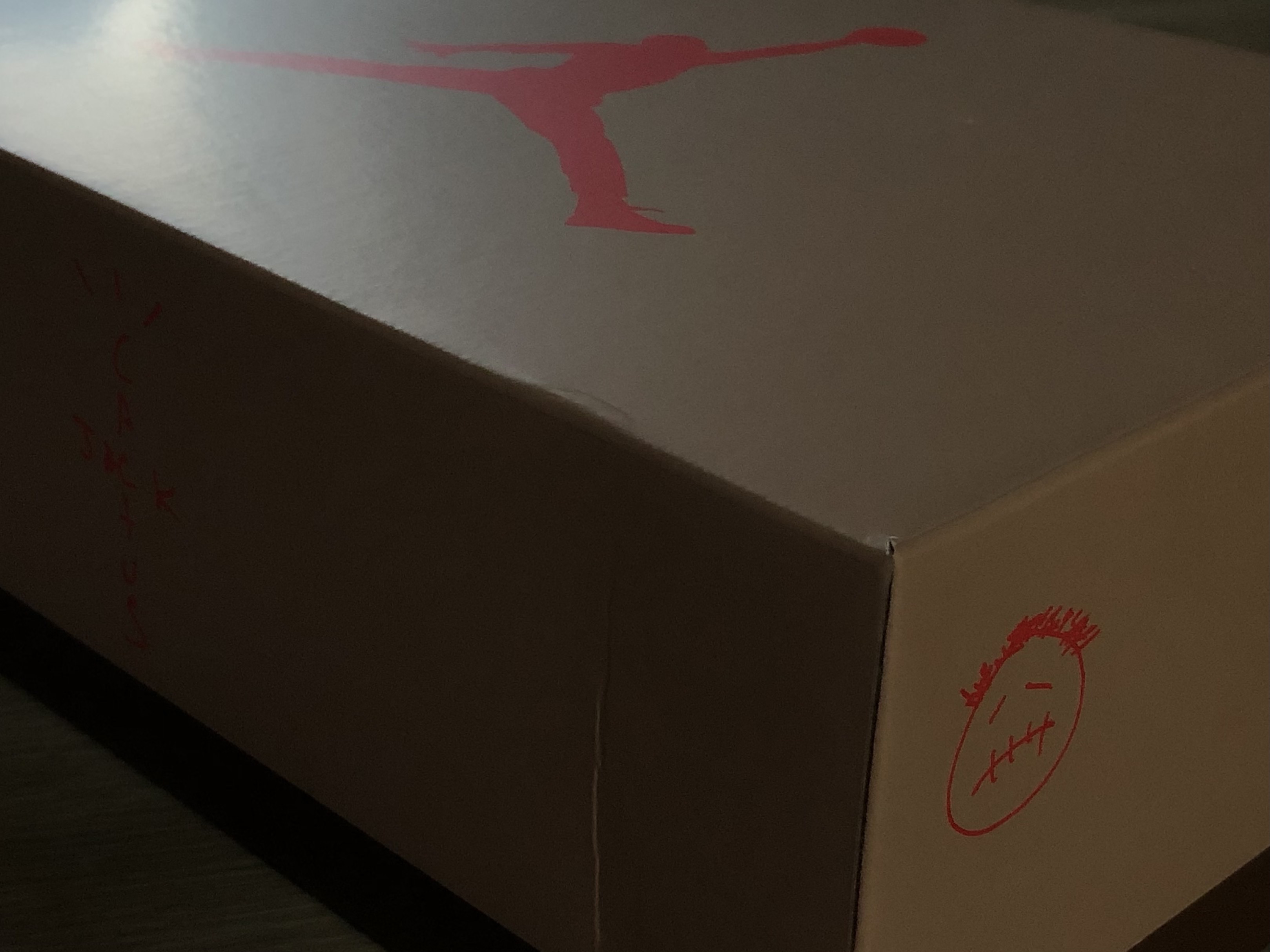 Jordan 6 x Travis Scott Retro SP British Khaki 착용 스타일