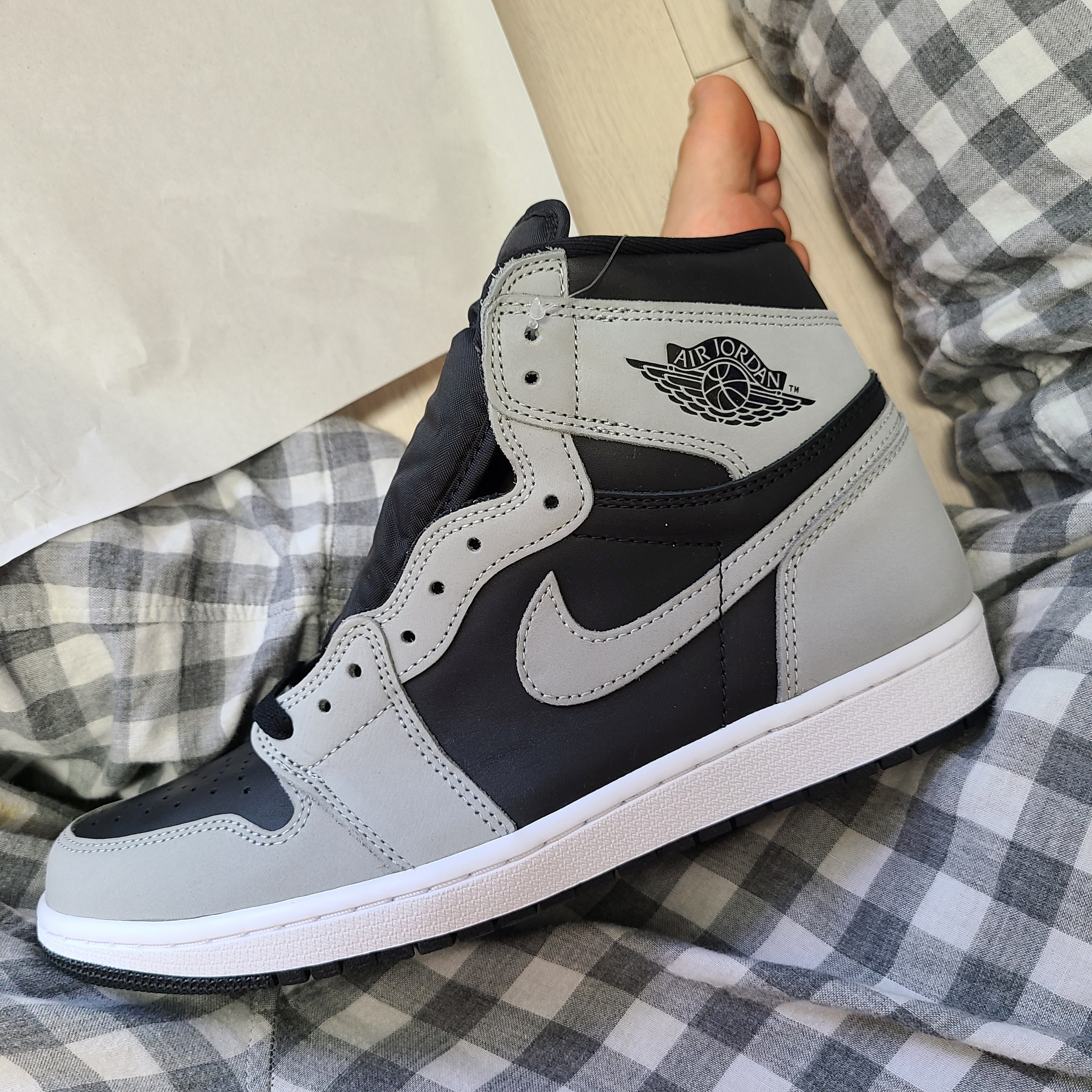 Jordan 1 Retro High OG Shadow 2.0 착용 스타일 - 1