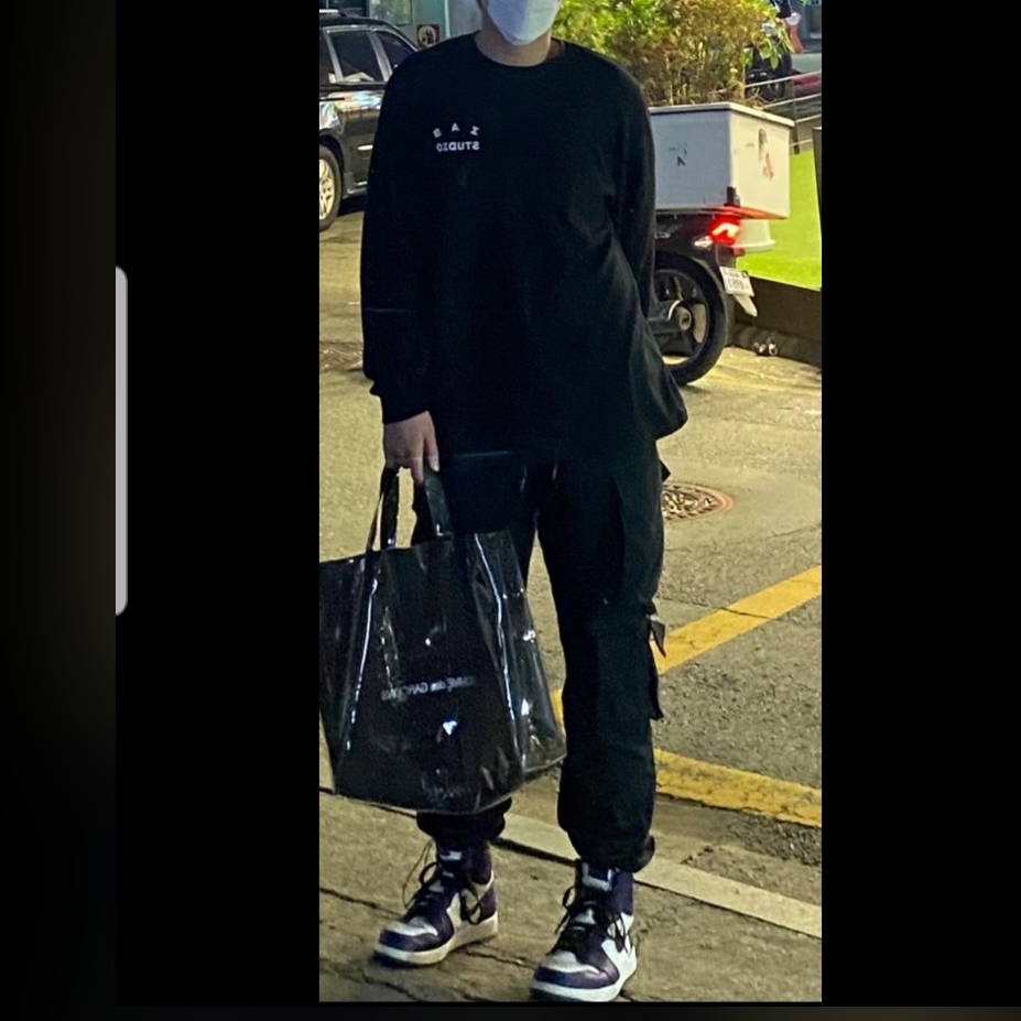 Jordan 1 Retro High OG Court Purple 2020, IAB Studio Long Sleeve Black 착용 스타일