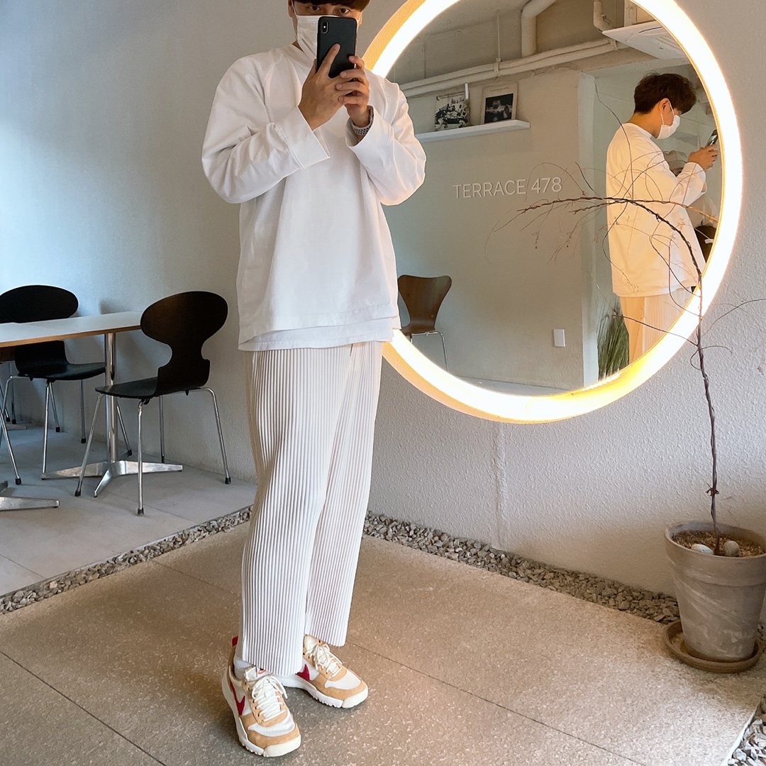 Nike x Tom Sachs Mars Yard Shoe 2.0 Space Camp 착용 스타일 - 3
