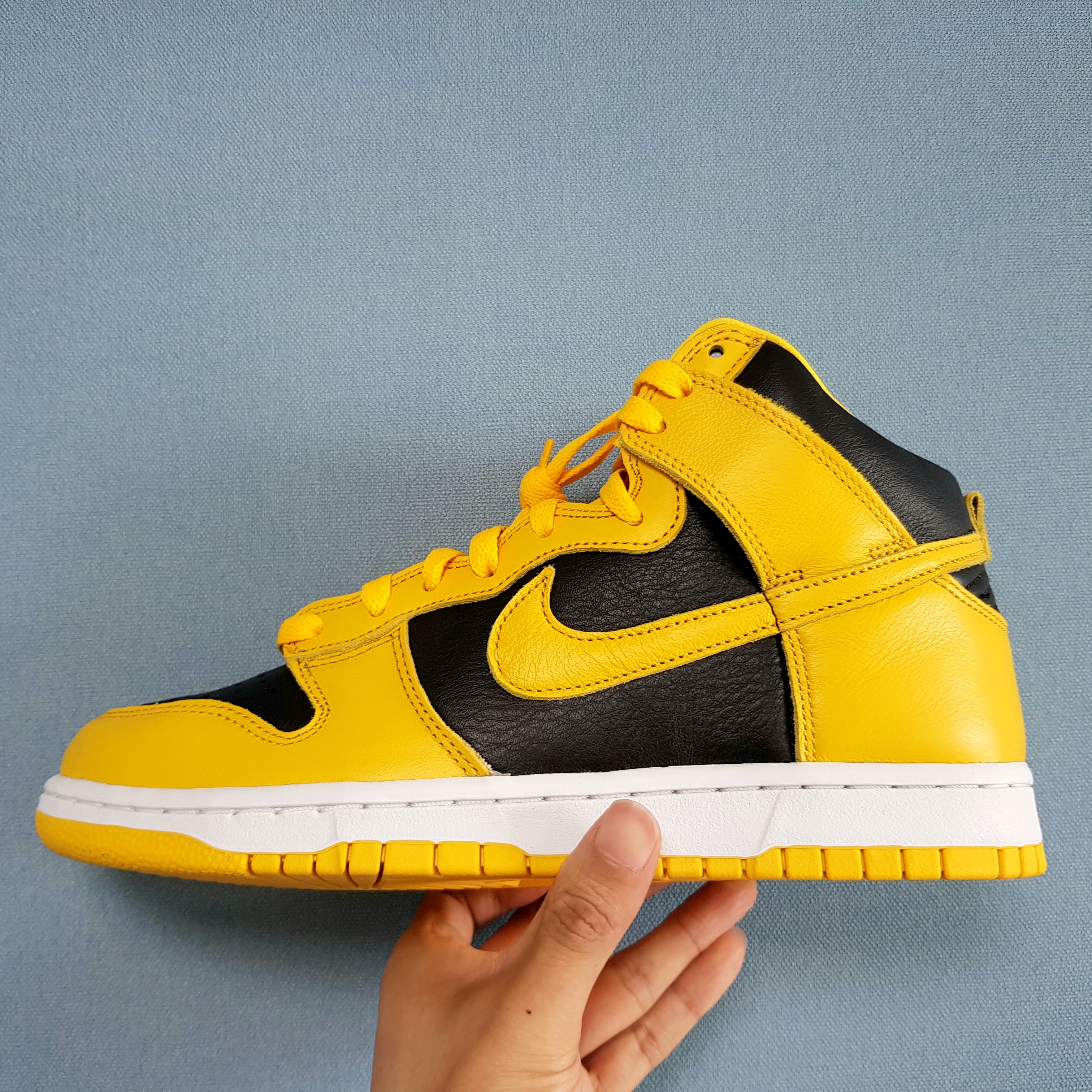 Nike Dunk High SP Varsity Maize, (W) Nike Dunk High SP Varsity Purple 착용 스타일 - 3
