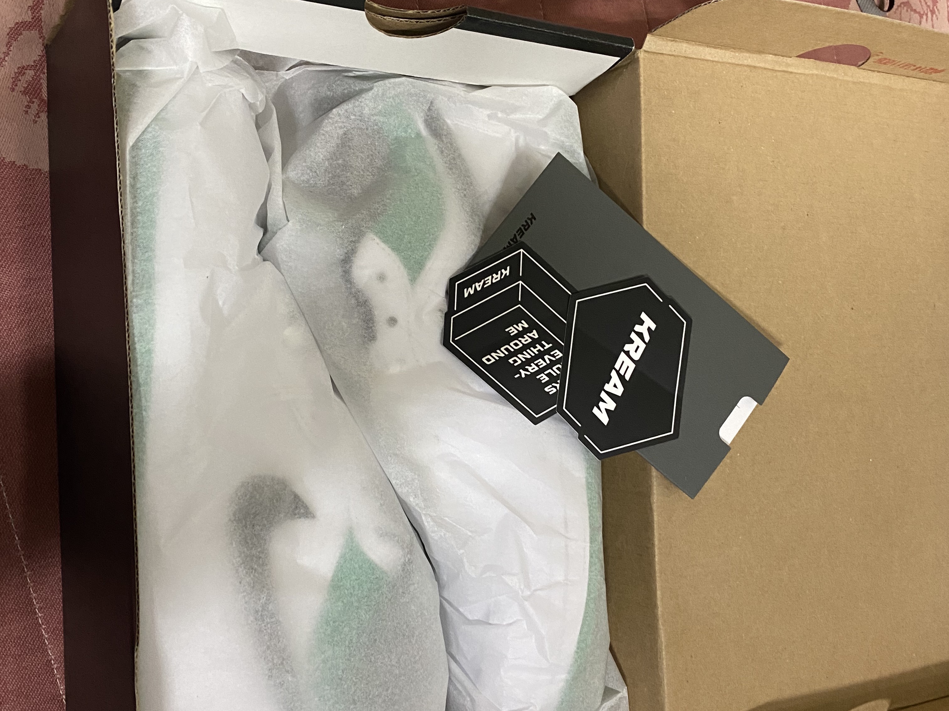 Jordan 1 Low White Lucky Green 착용 스타일 - 2
