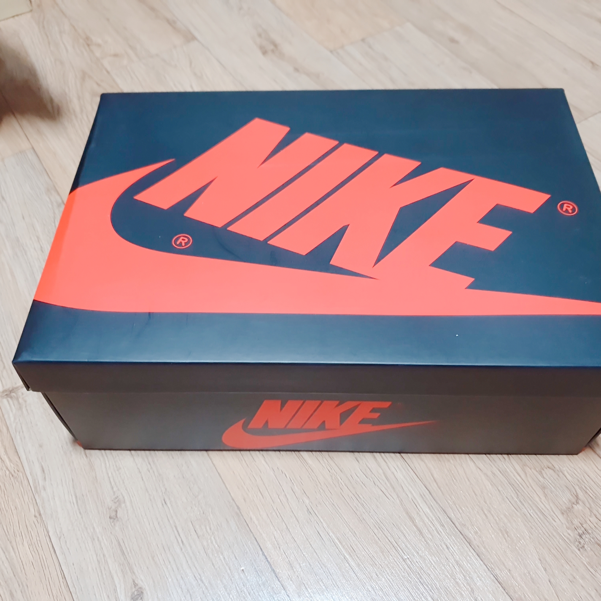 Jordan 1 Retro High OG University Blue 착용 스타일 - 1