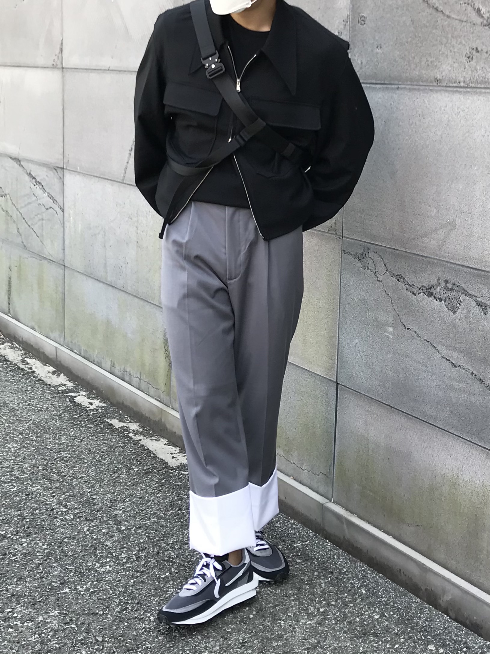 Nike x Sacai LDWaffle Black 착용 스타일