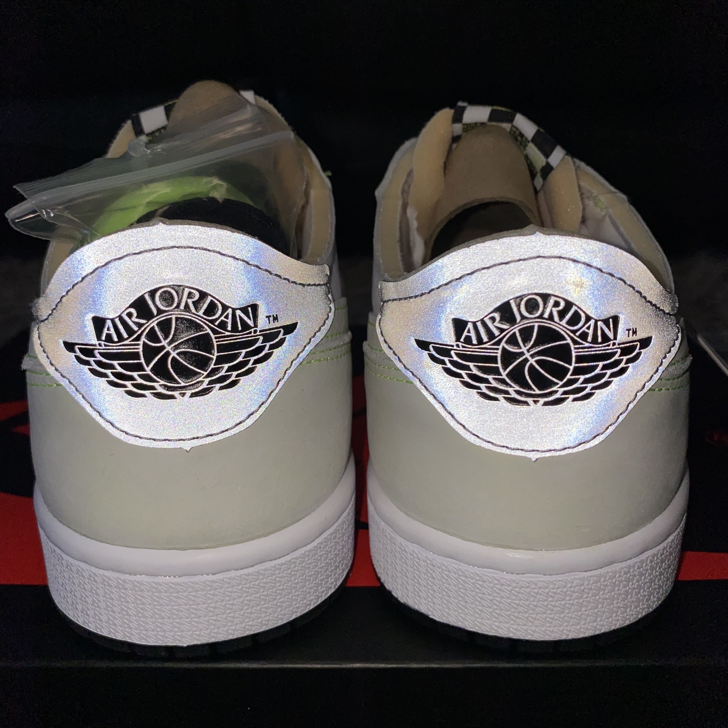 Jordan 1 Low OG Ghost Green 착용 스타일 - 5