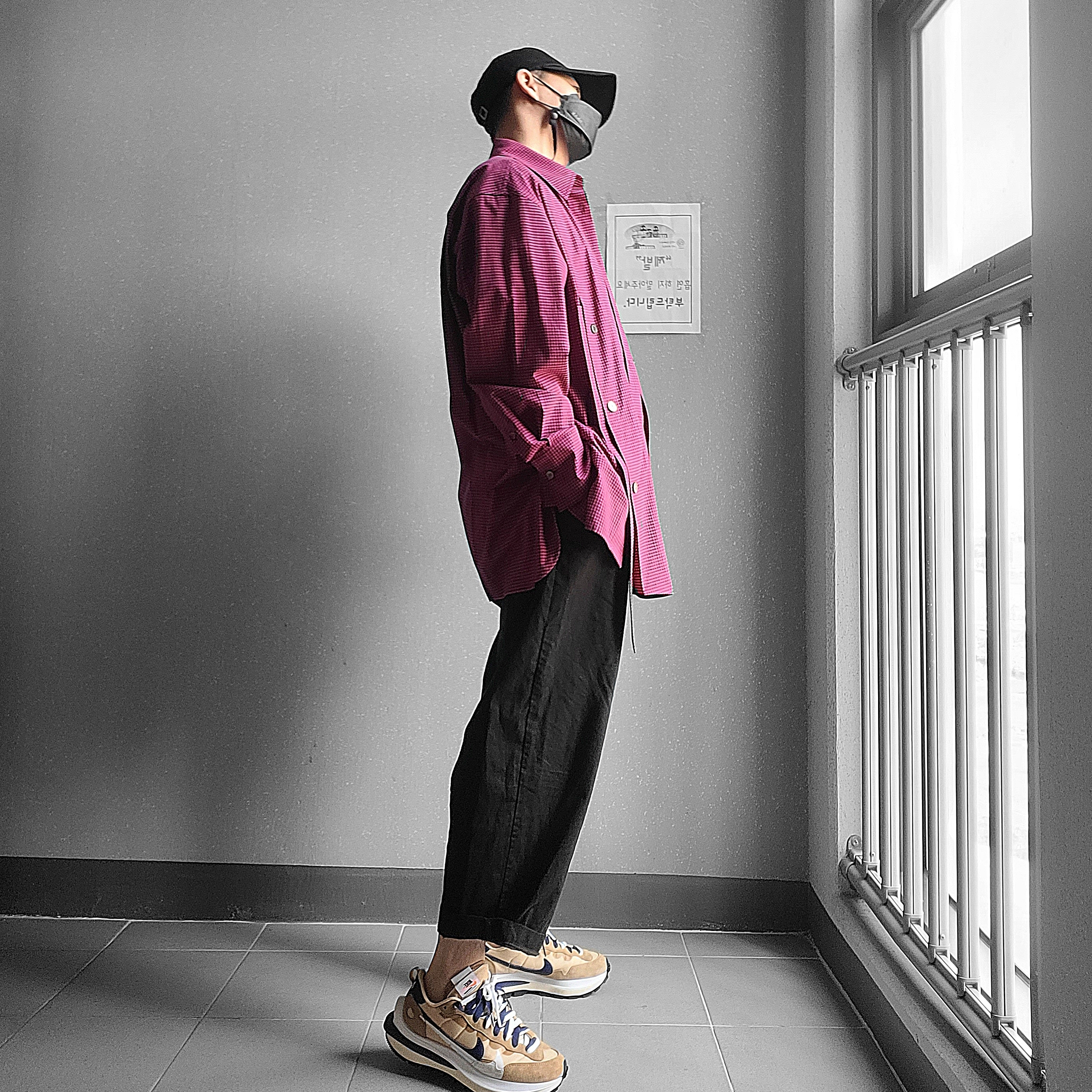 Nike x Sacai VaporWaffle Sesame and Blue Void 착용 스타일 - 1