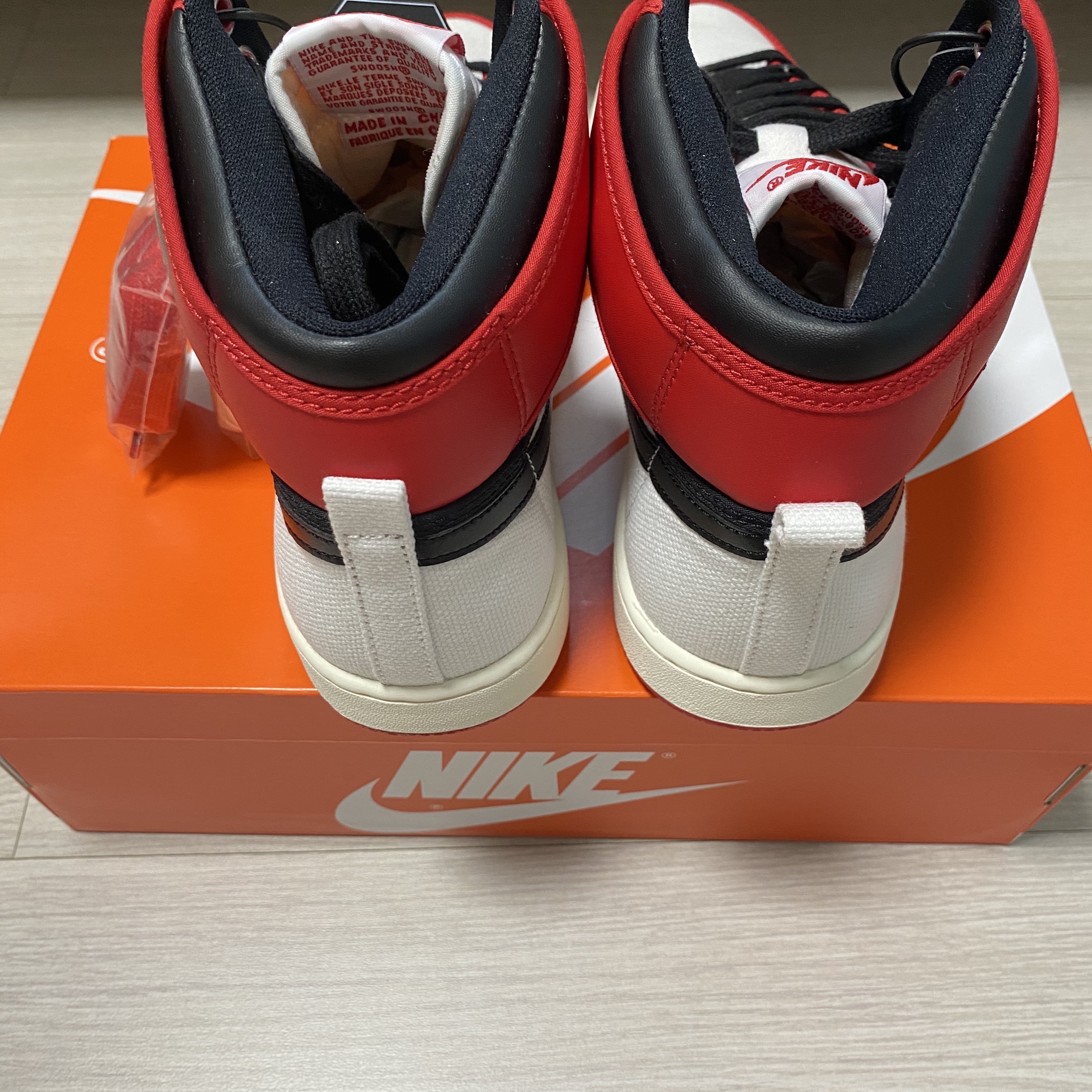 Jordan 1 KO Chicago 2021 착용 스타일 - 3