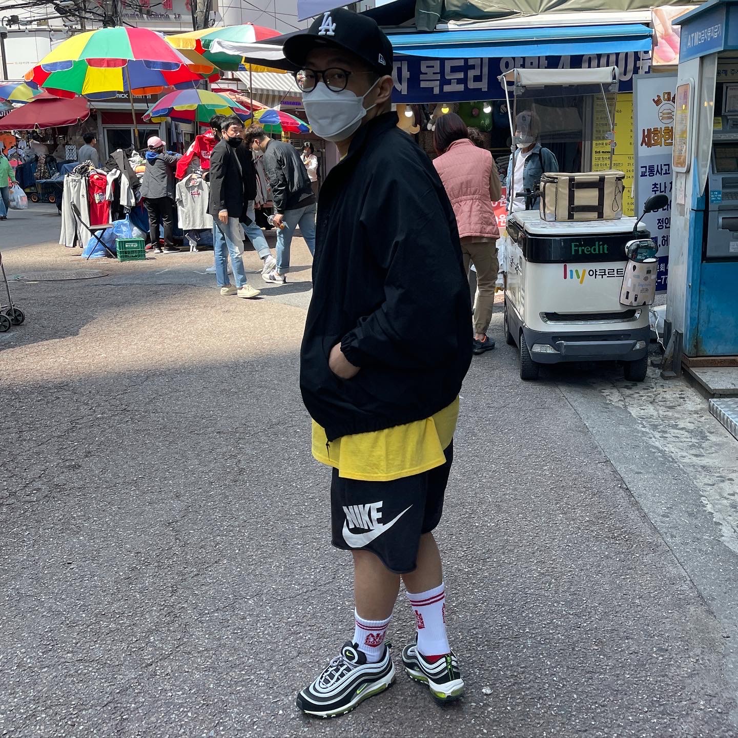 Nike Air Max 97 OG Black Volt Asia 착용 스타일 - 3
