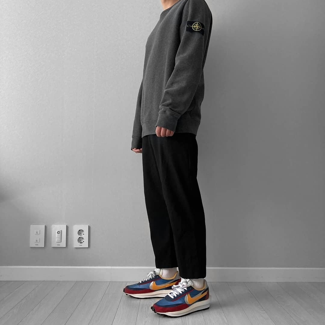 Nike x Sacai LDWaffle Blue Multi 착용 스타일