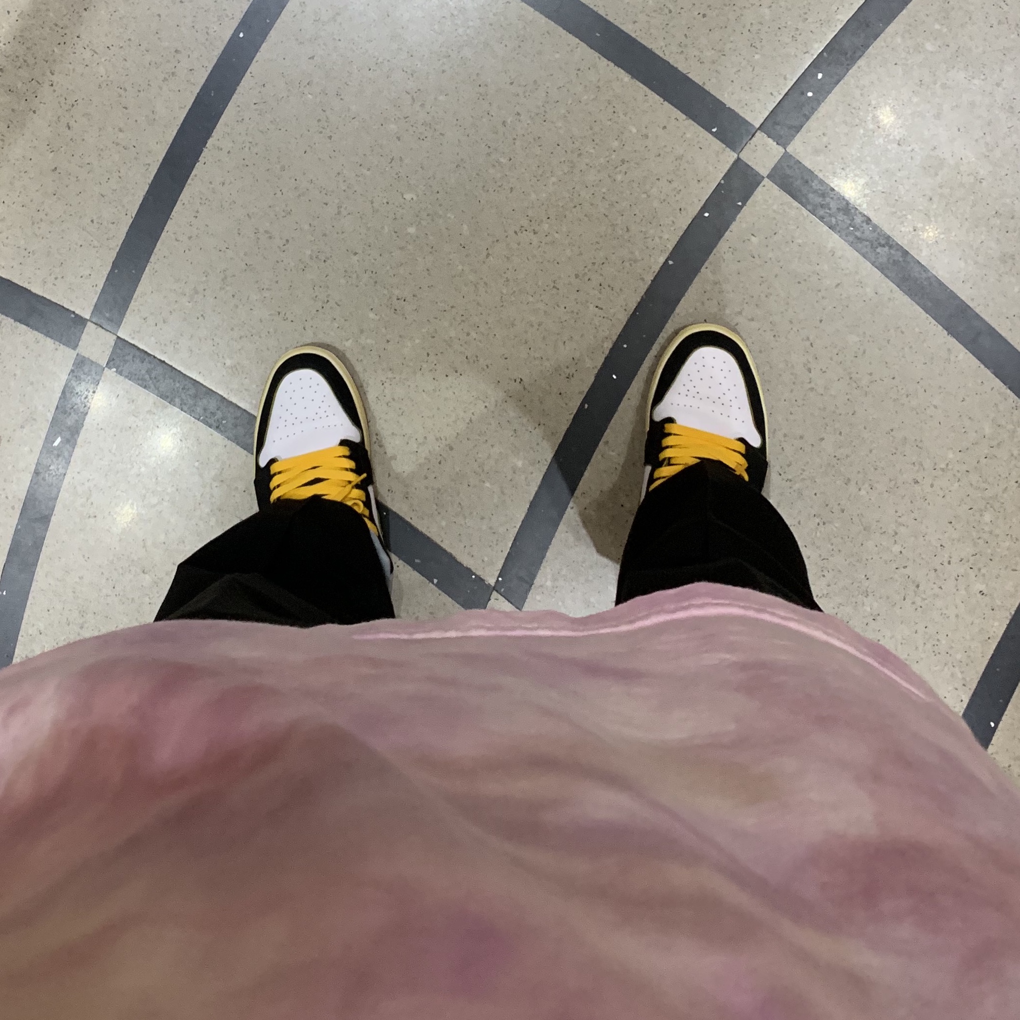 Jordan 1 Low Black Toe, Jordan 1 Retro High OG Turbo Green 착용 스타일 - 1