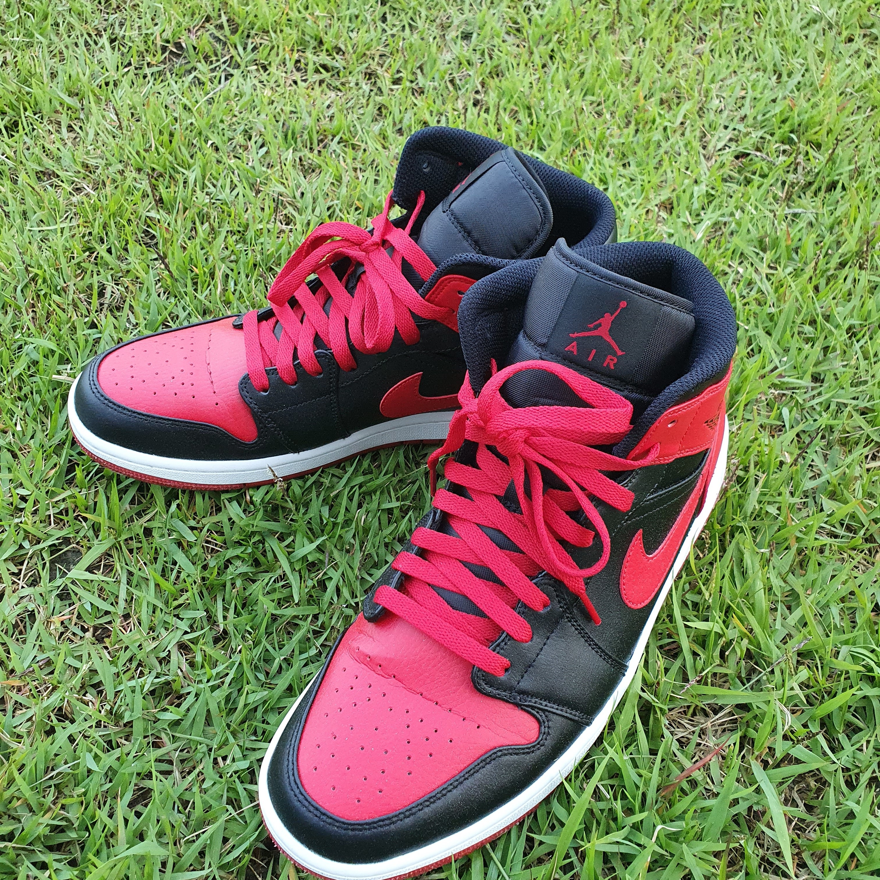 Jordan 1 Mid Bred Banned 2020 착용 스타일 - 1
