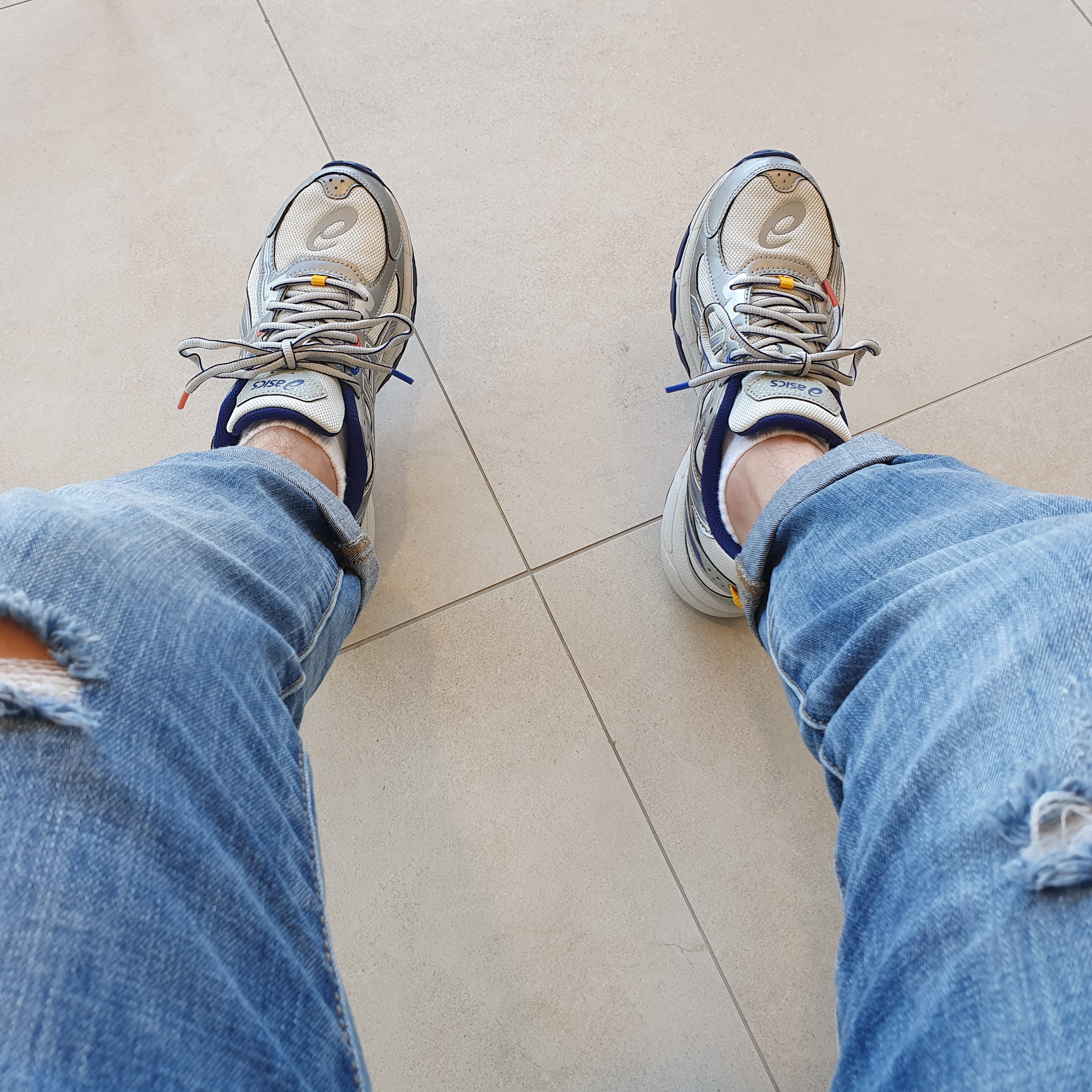 Asics x IAB Studio Gel-Venture 6 착용 스타일