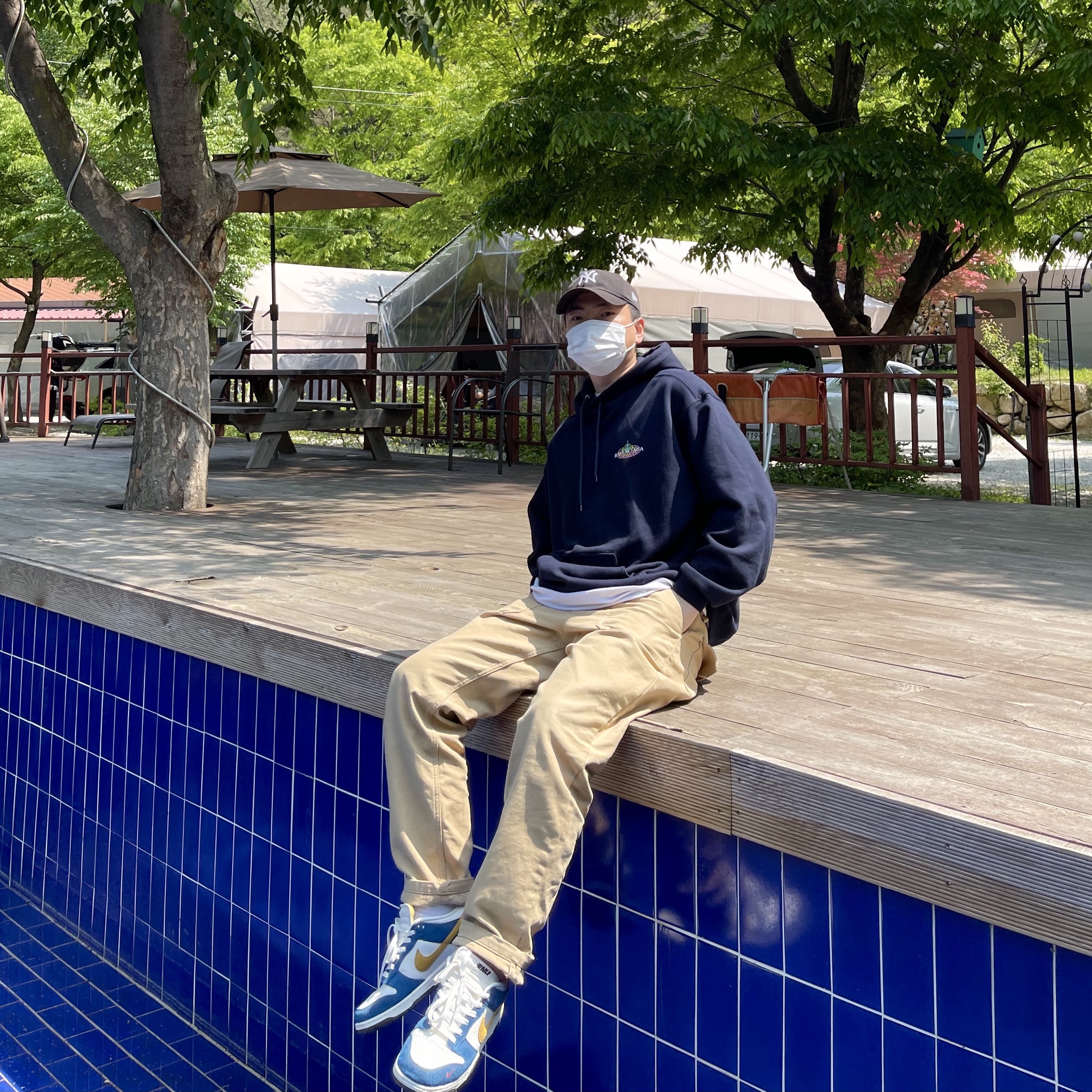 Nike x Kasina Dunk Low 80's Bus 착용 스타일