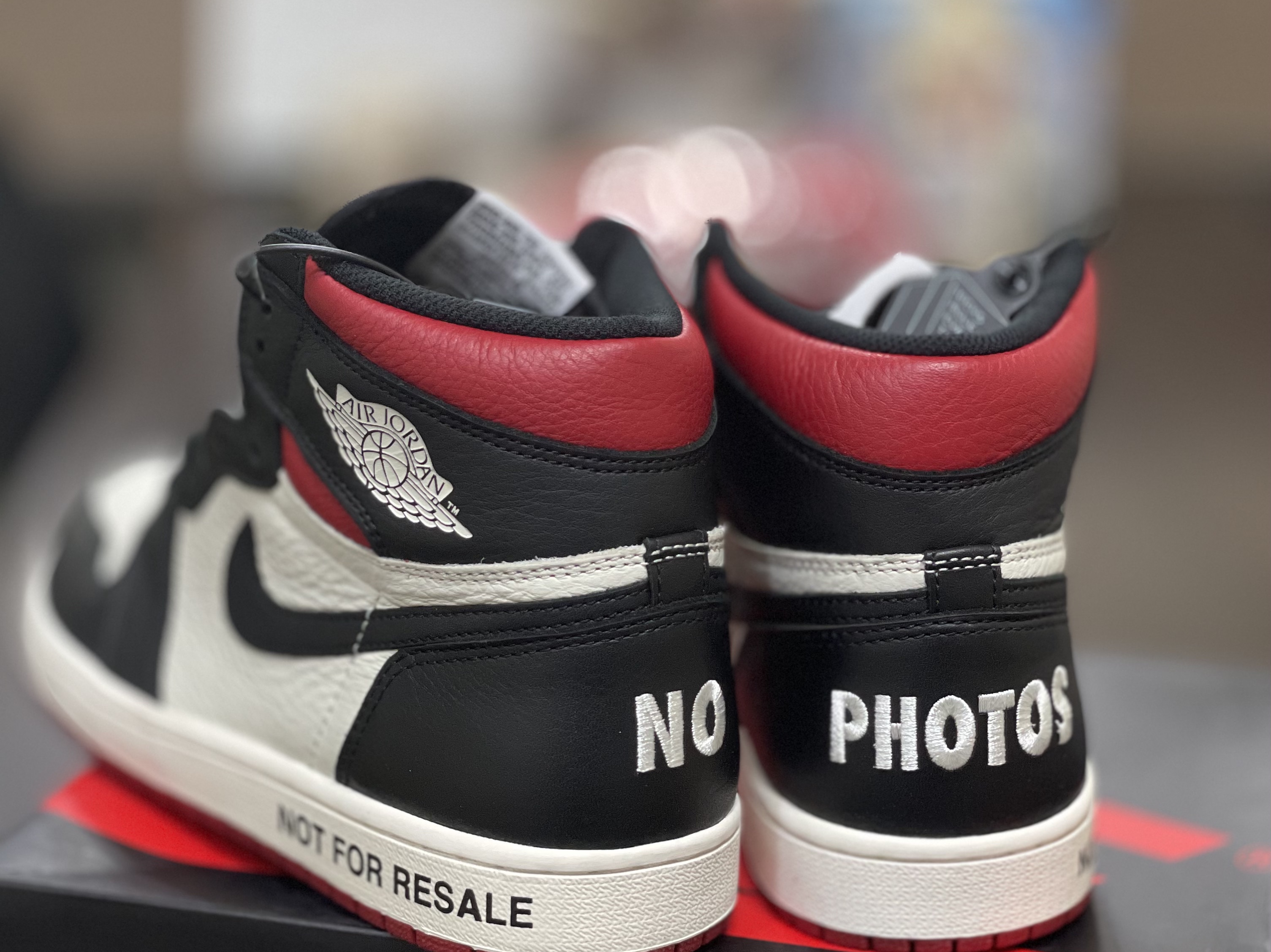 Jordan 1 Retro High Not for Resale Varsity Red 착용 스타일 - 2