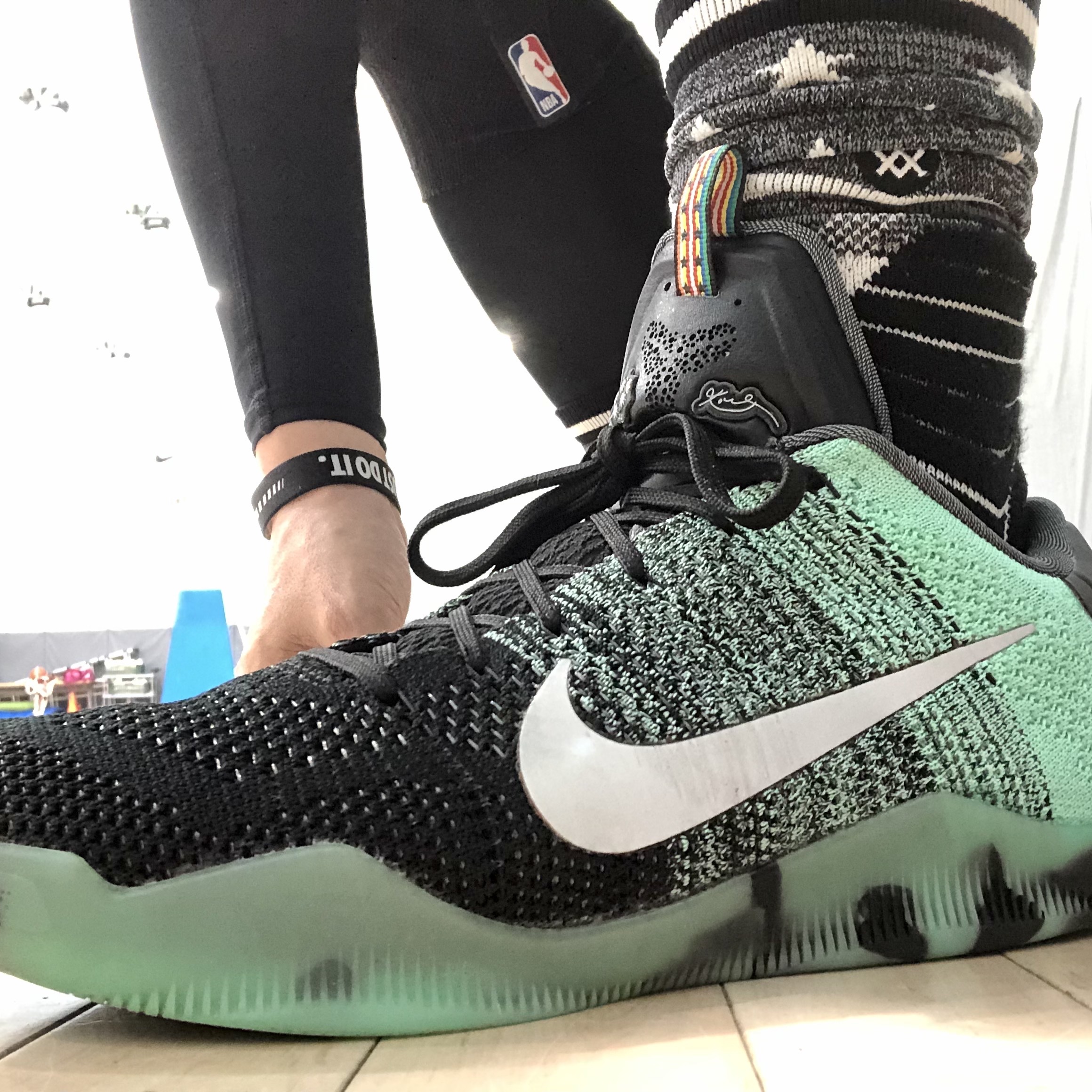 Nike Kobe 11 Elite Low All Star 2016 Green Glow Black 착용 스타일