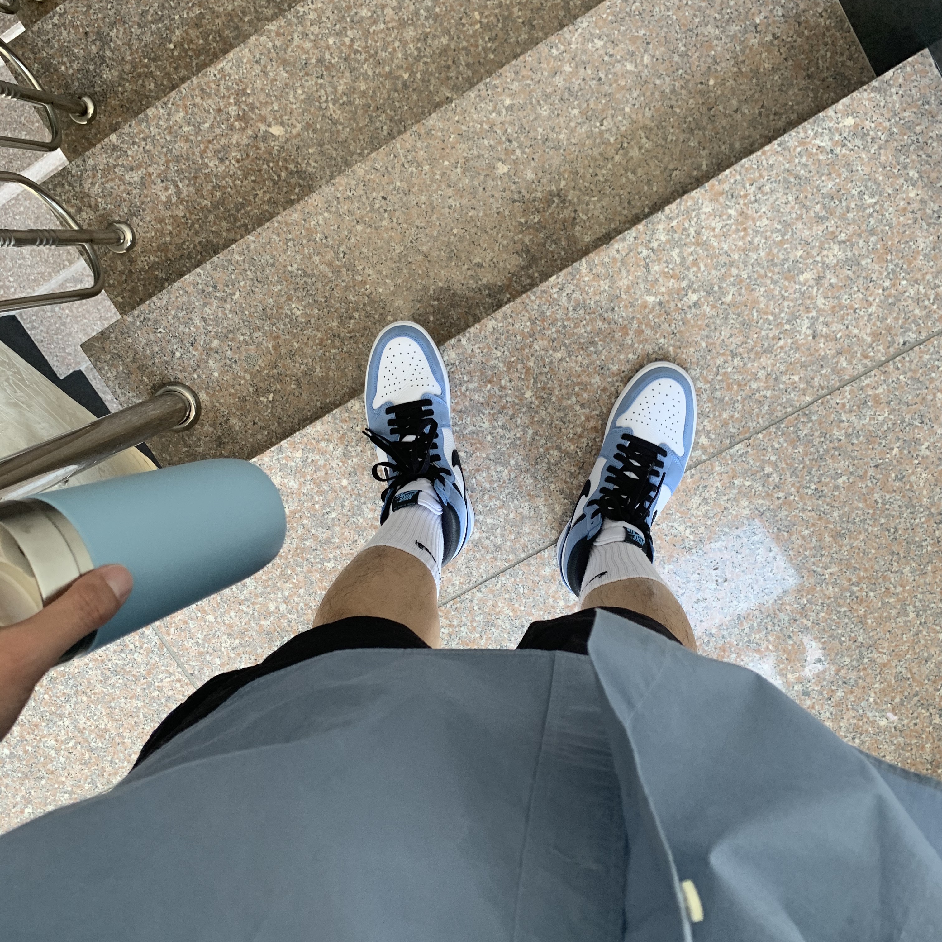 Jordan 1 Retro High OG University Blue 착용 스타일