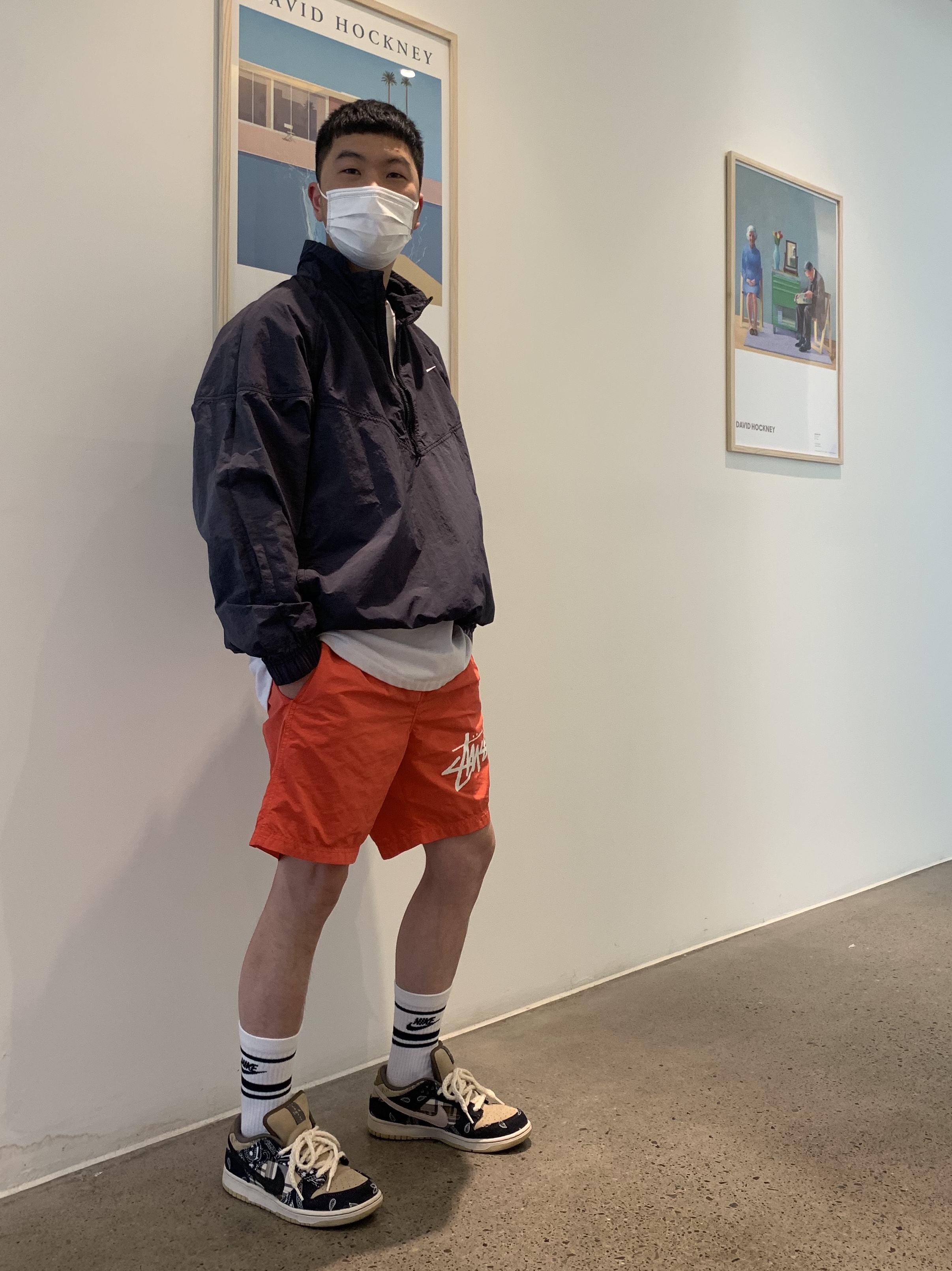 Nike x Travis Scott SB Dunk Low, Nike x Stussy Windrunner Jacket Off Noir 착용 스타일