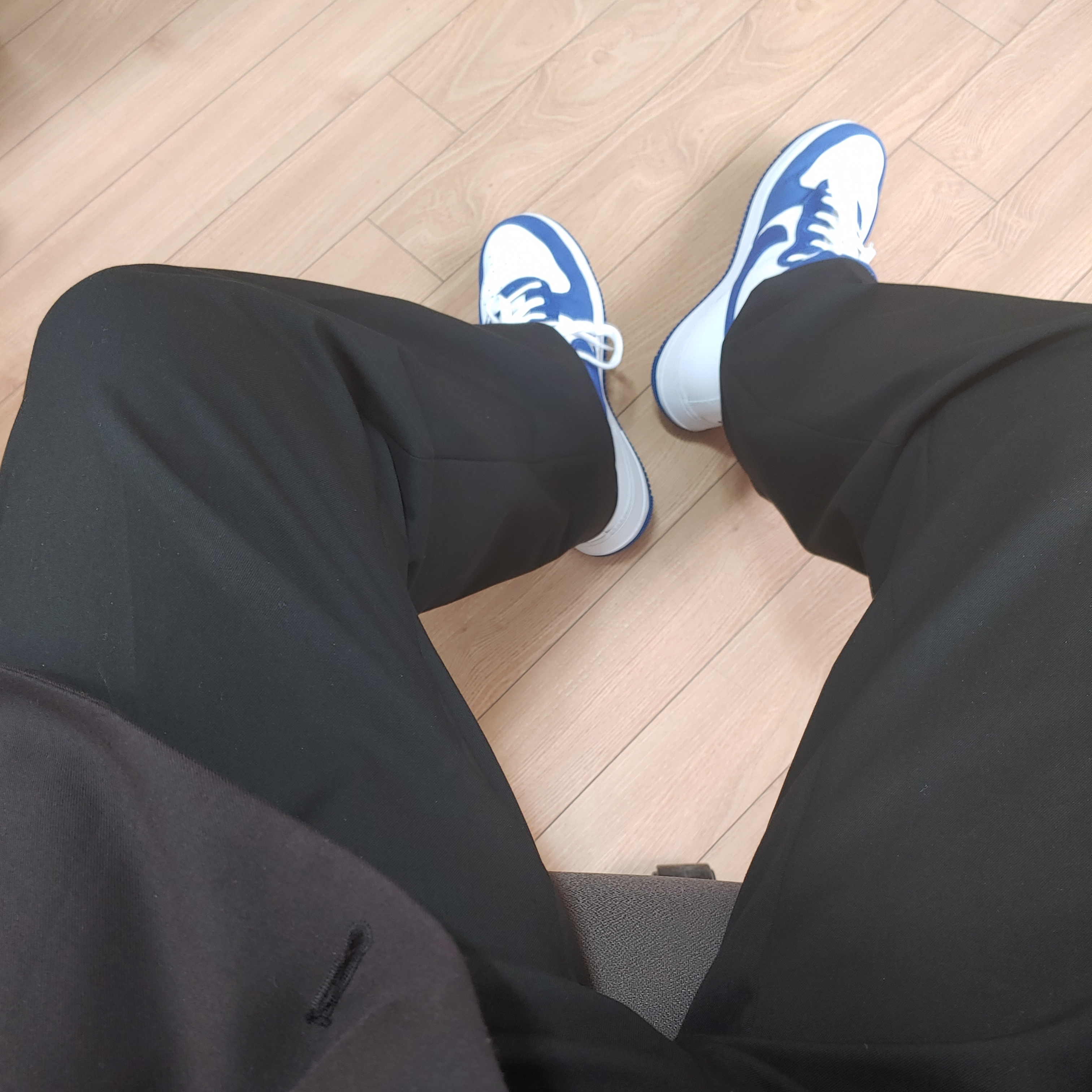 Nike Air Force 1 High '07 LV8 EMB Dodgers 착용 스타일
