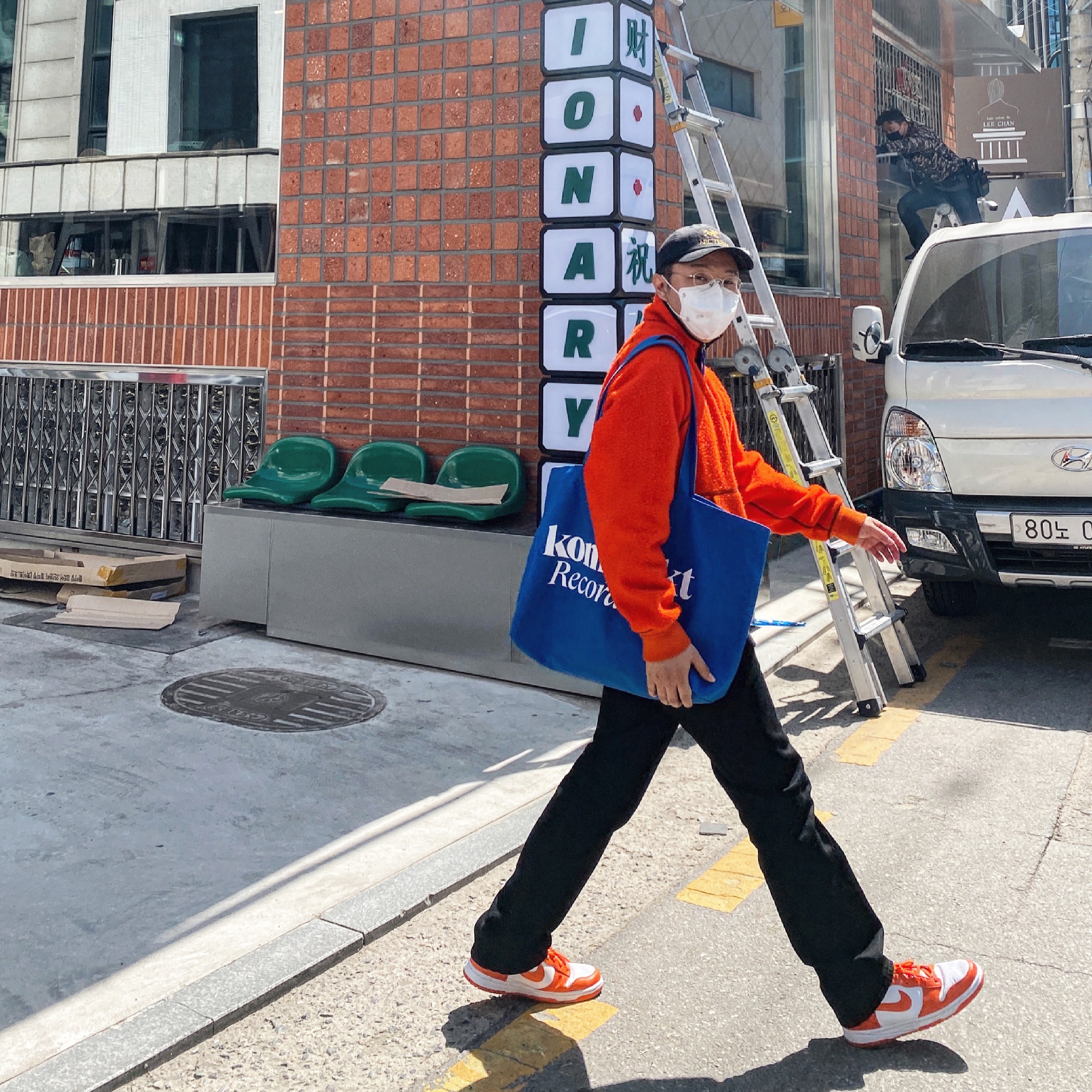 Palace x Arc'teryx 6-Panel Black - 20FW, Nike Dunk High Retro Orange Blaze 착용 스타일