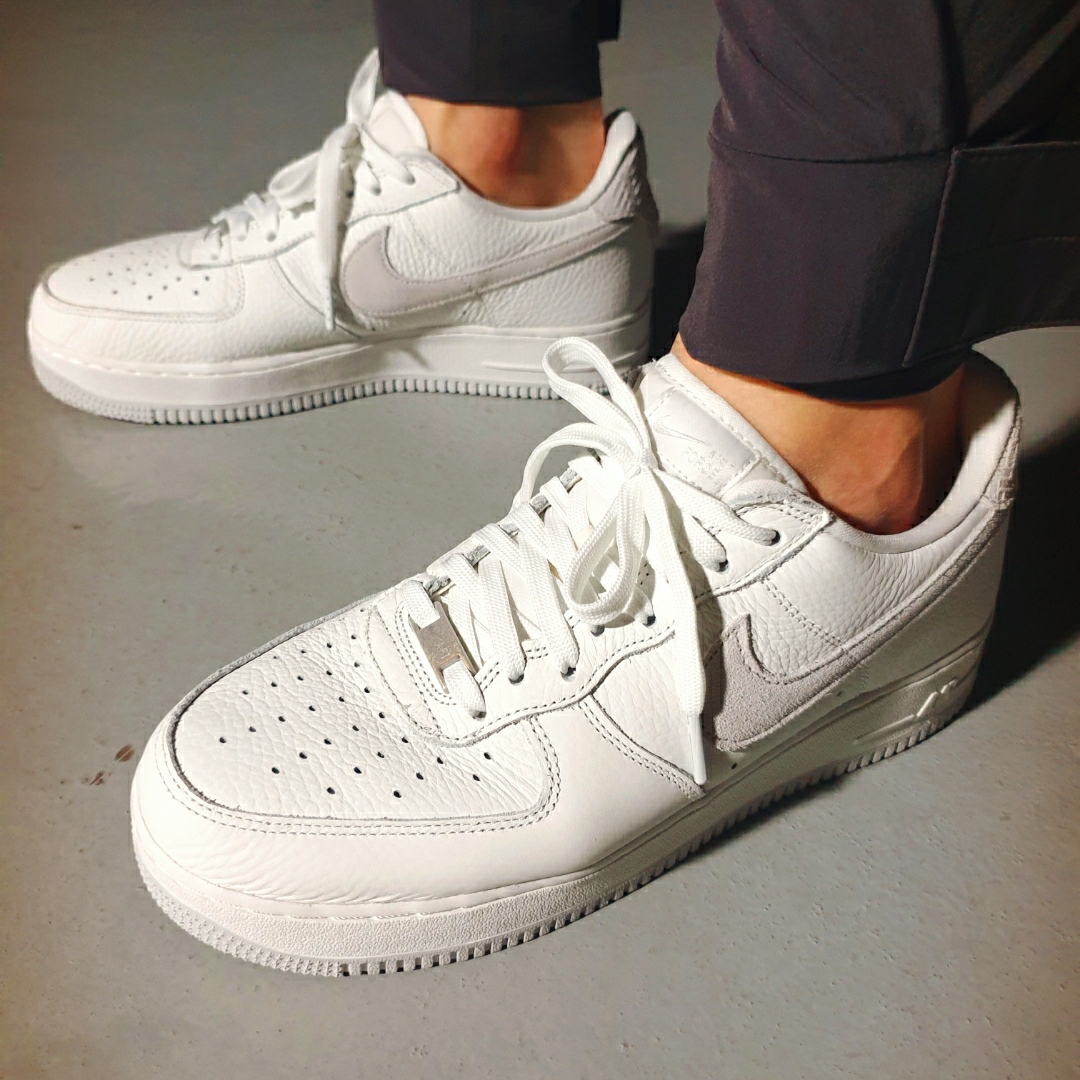Nike Air Force 1 '07 Craft White Photon Dust 착용 스타일 - 4