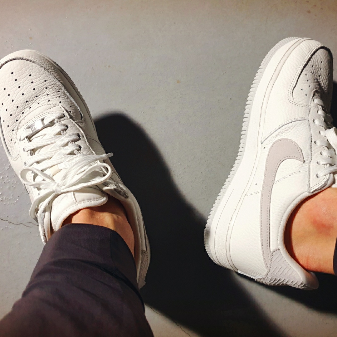 Nike Air Force 1 '07 Craft White Photon Dust 착용 스타일 - 5