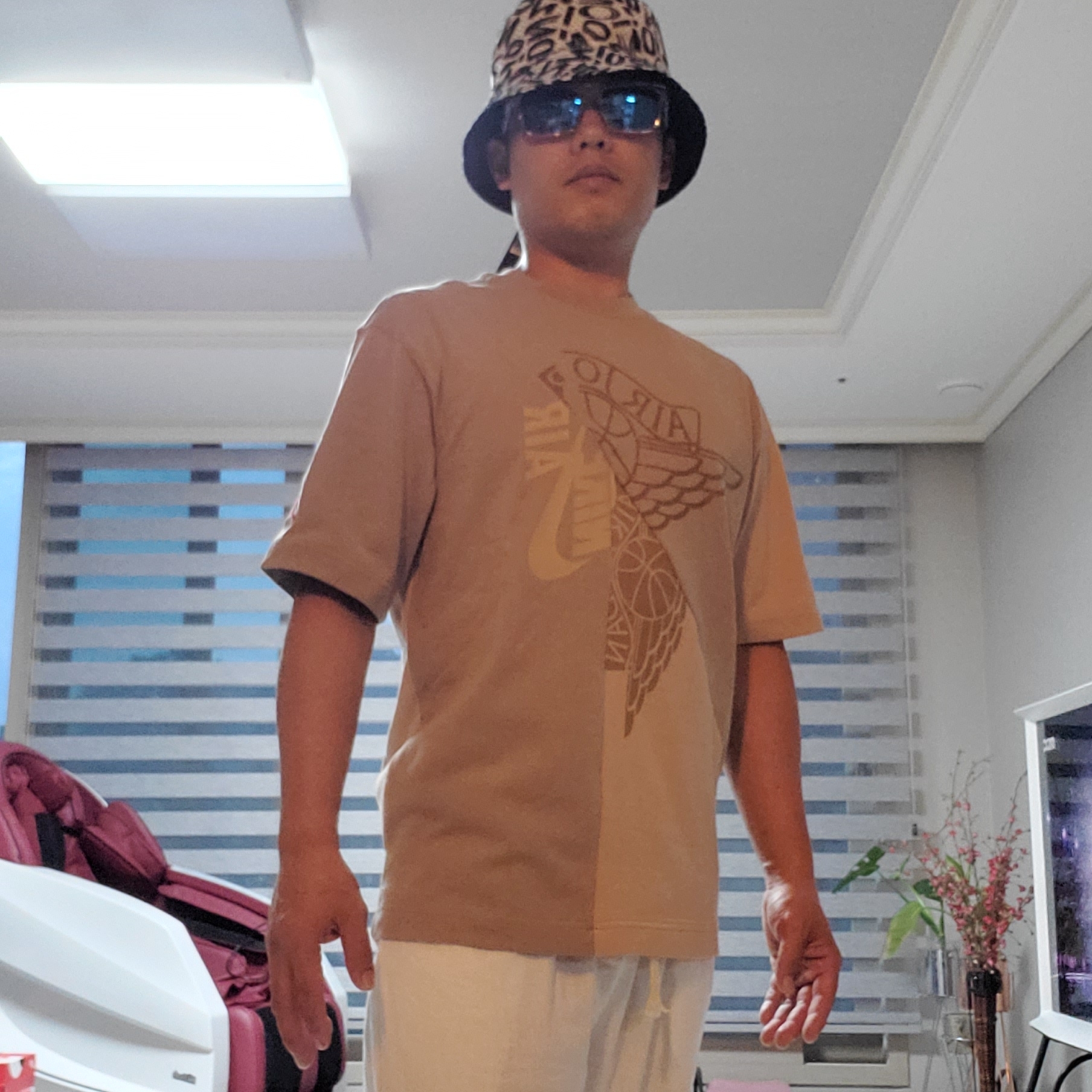 Jordan Zion Reversible Bucket Hat Black, Jordan x Travis Scott S/S Top - Asia 착용 스타일 - 1