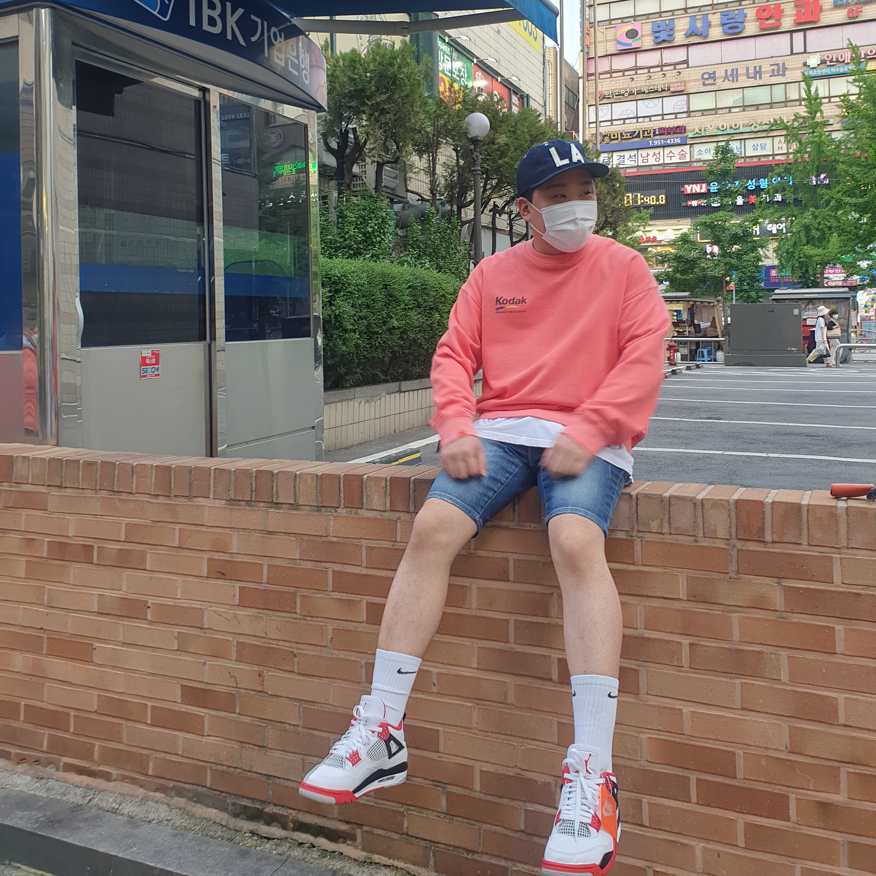 Jordan 4 Retro OG Fire Red 2020 착용 스타일