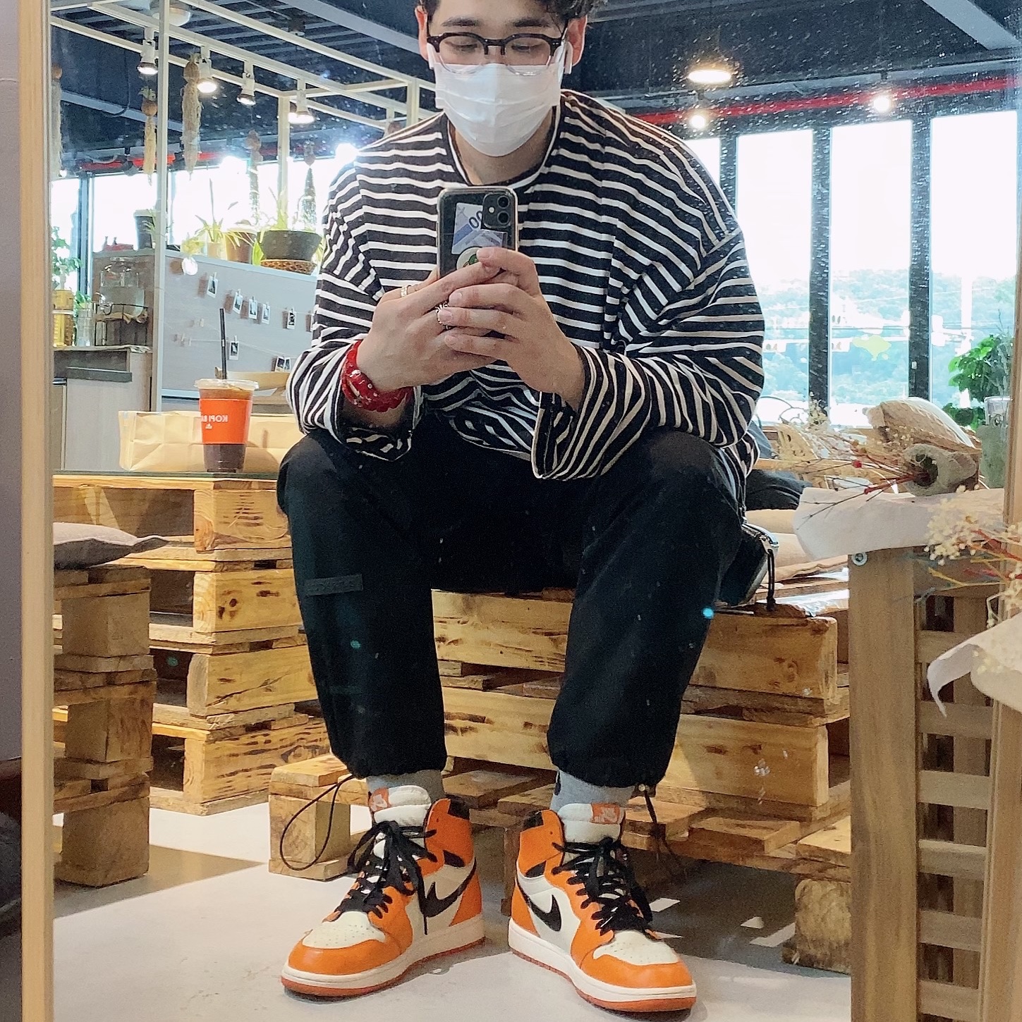 Jordan 1 Retro High OG Reverse Shattered Backboard 착용 스타일 - 2