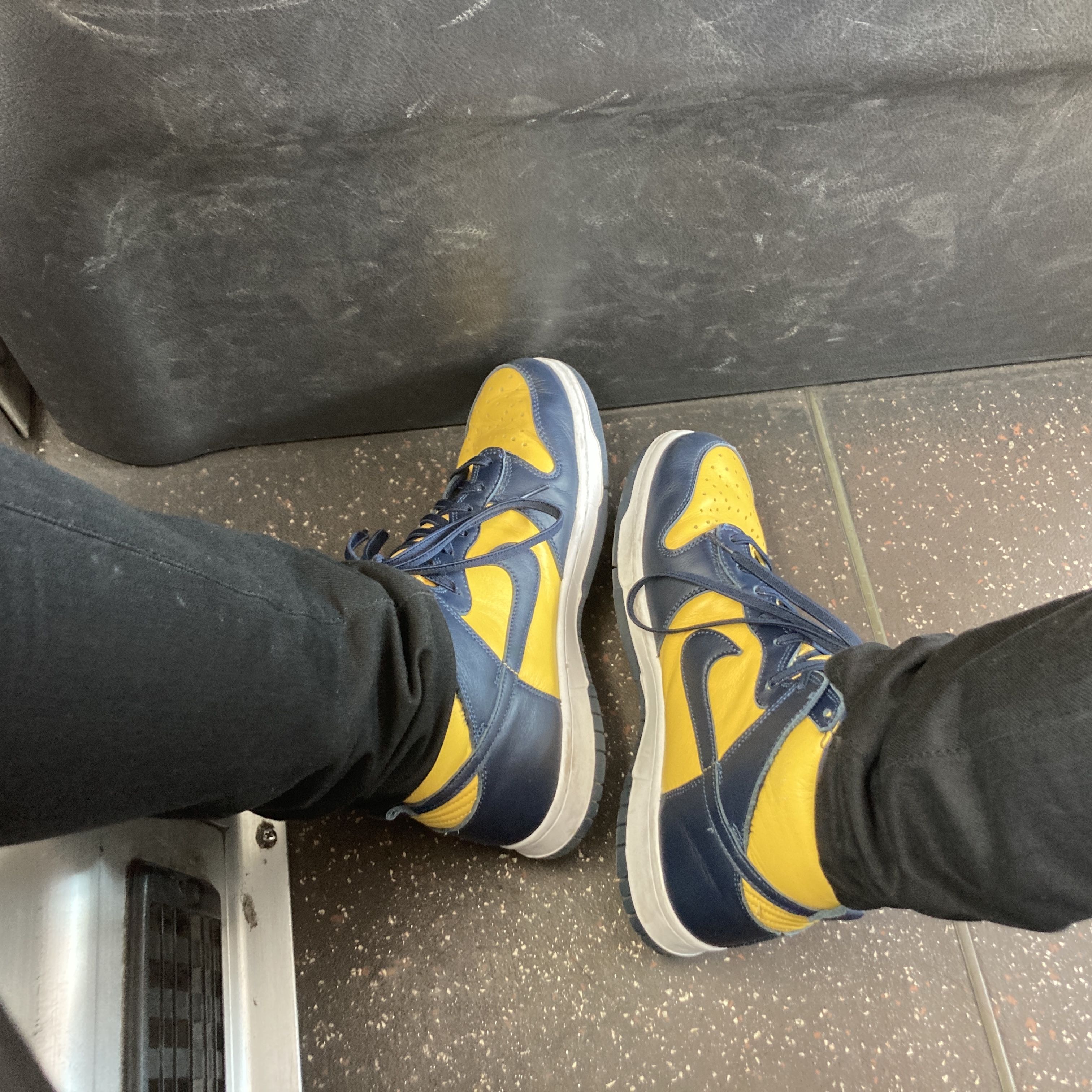 Nike Dunk High SP Maize & Blue 착용 스타일 - 2