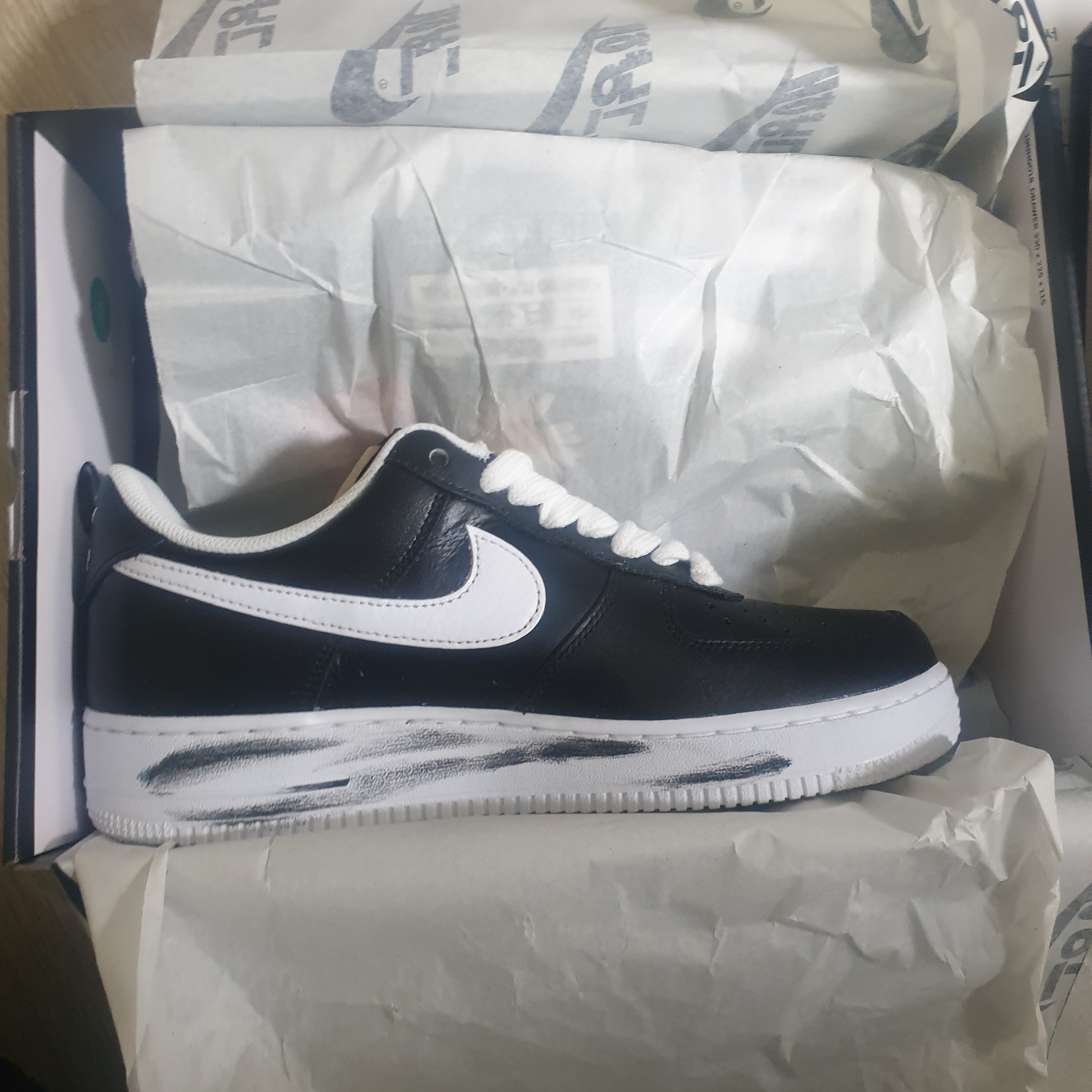 Nike Dunk Low SP Community Garden, Nike x Peaceminusone Air Force 1 Low Para-Noise 착용 스타일 - 5