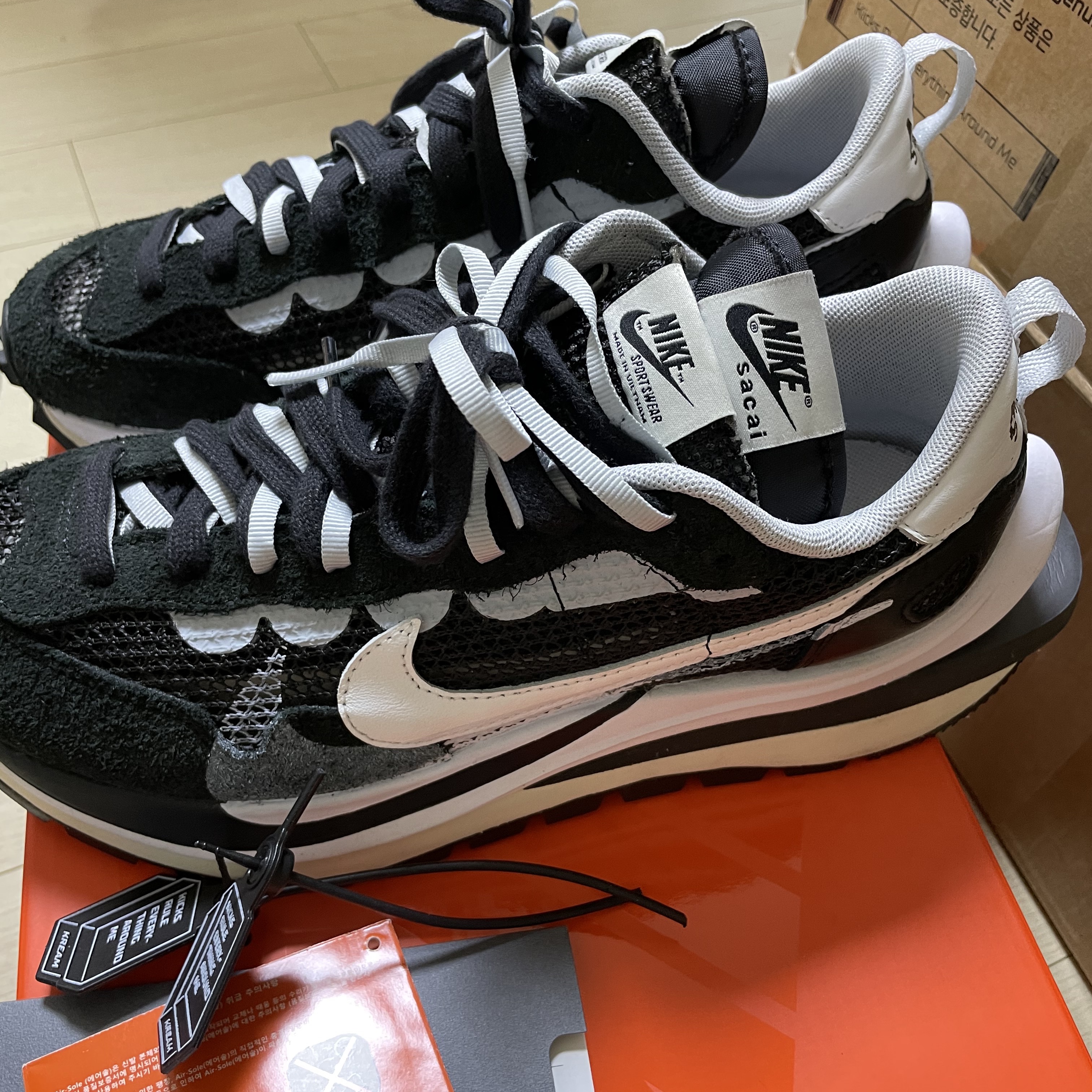 Nike x Sacai VaporWaffle Black White 착용 스타일