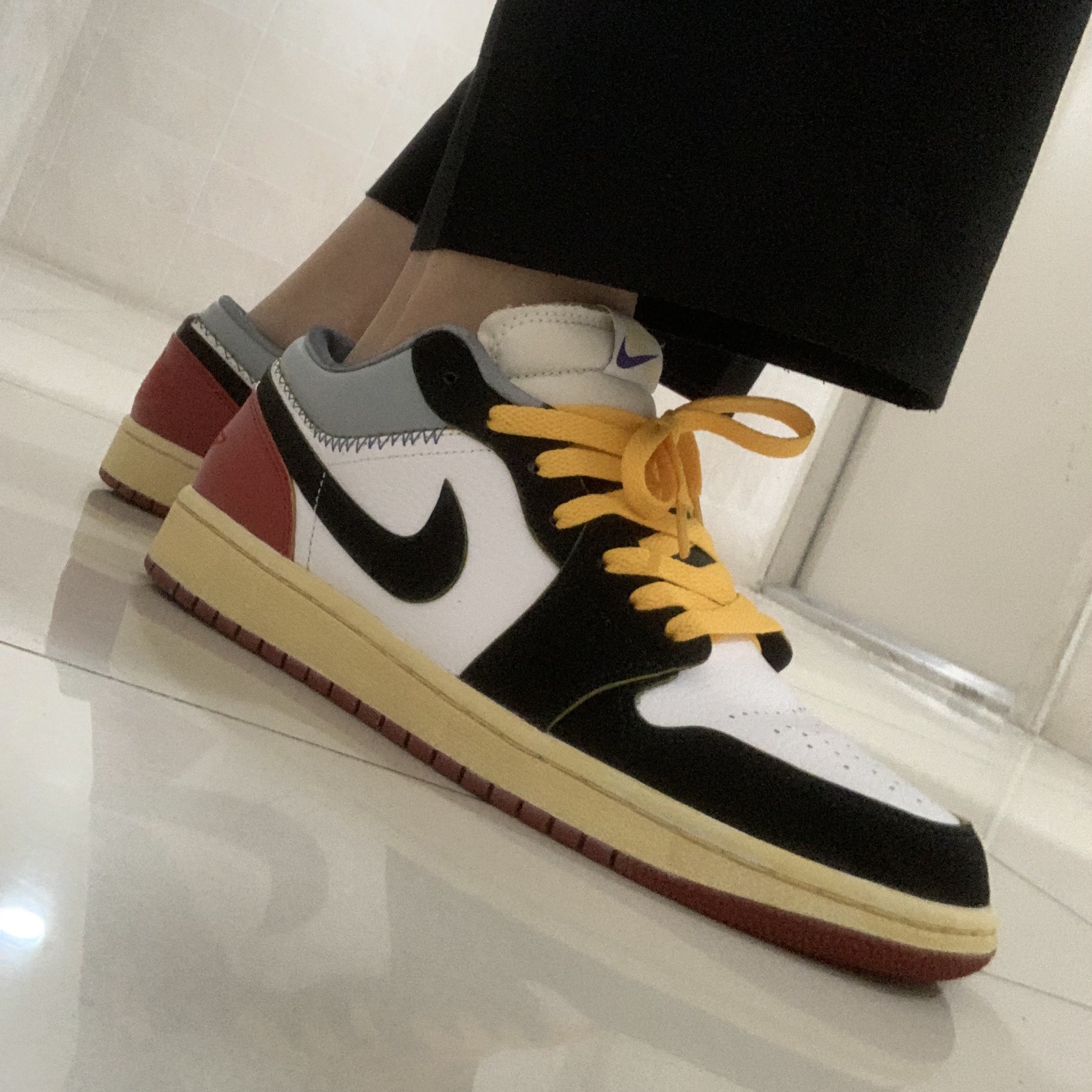 Jordan 1 Low Black Toe, Jordan 1 Retro High OG Turbo Green 착용 스타일 - 2
