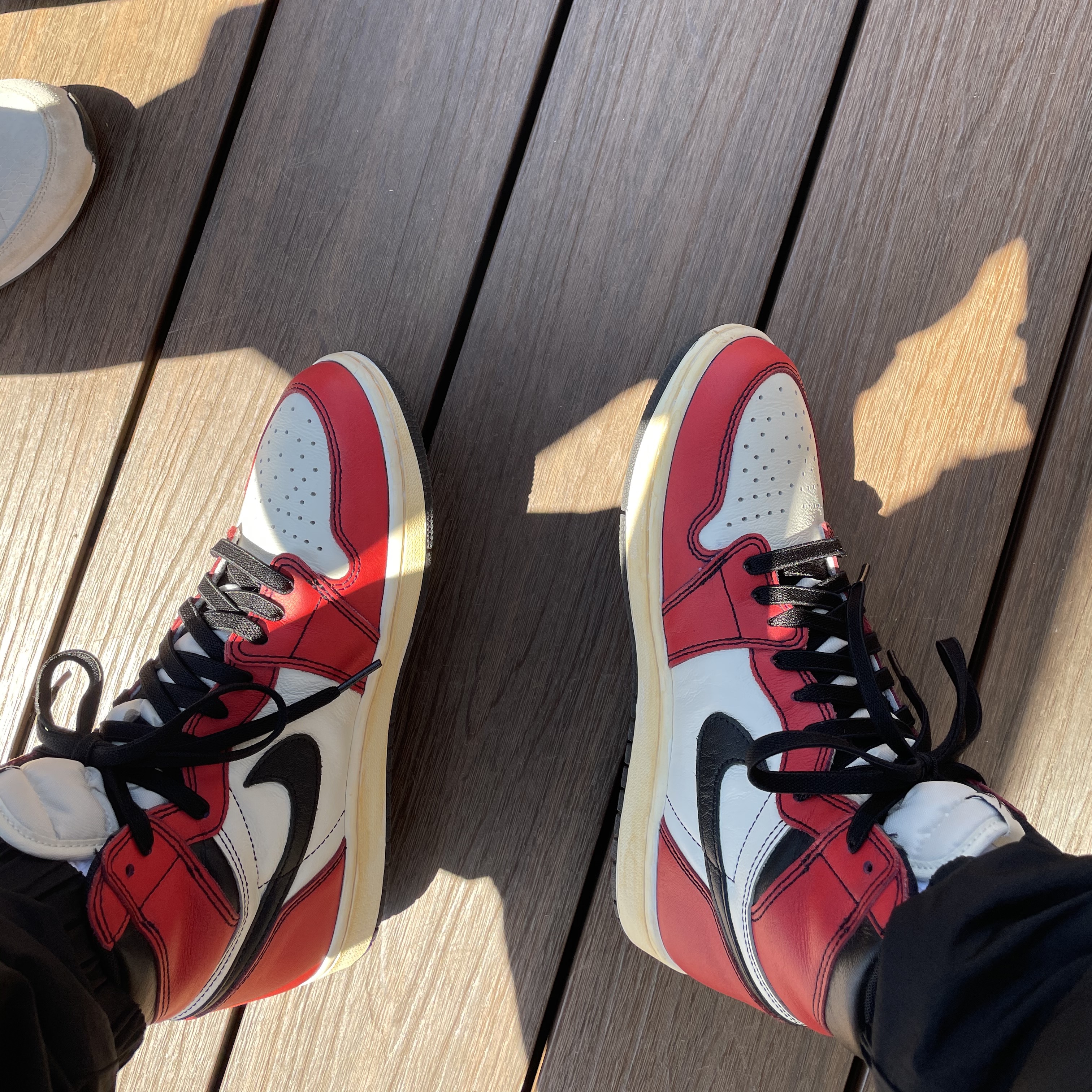 Jordan 1 Retro High OG Defiant SB LA to Chicago 착용 스타일