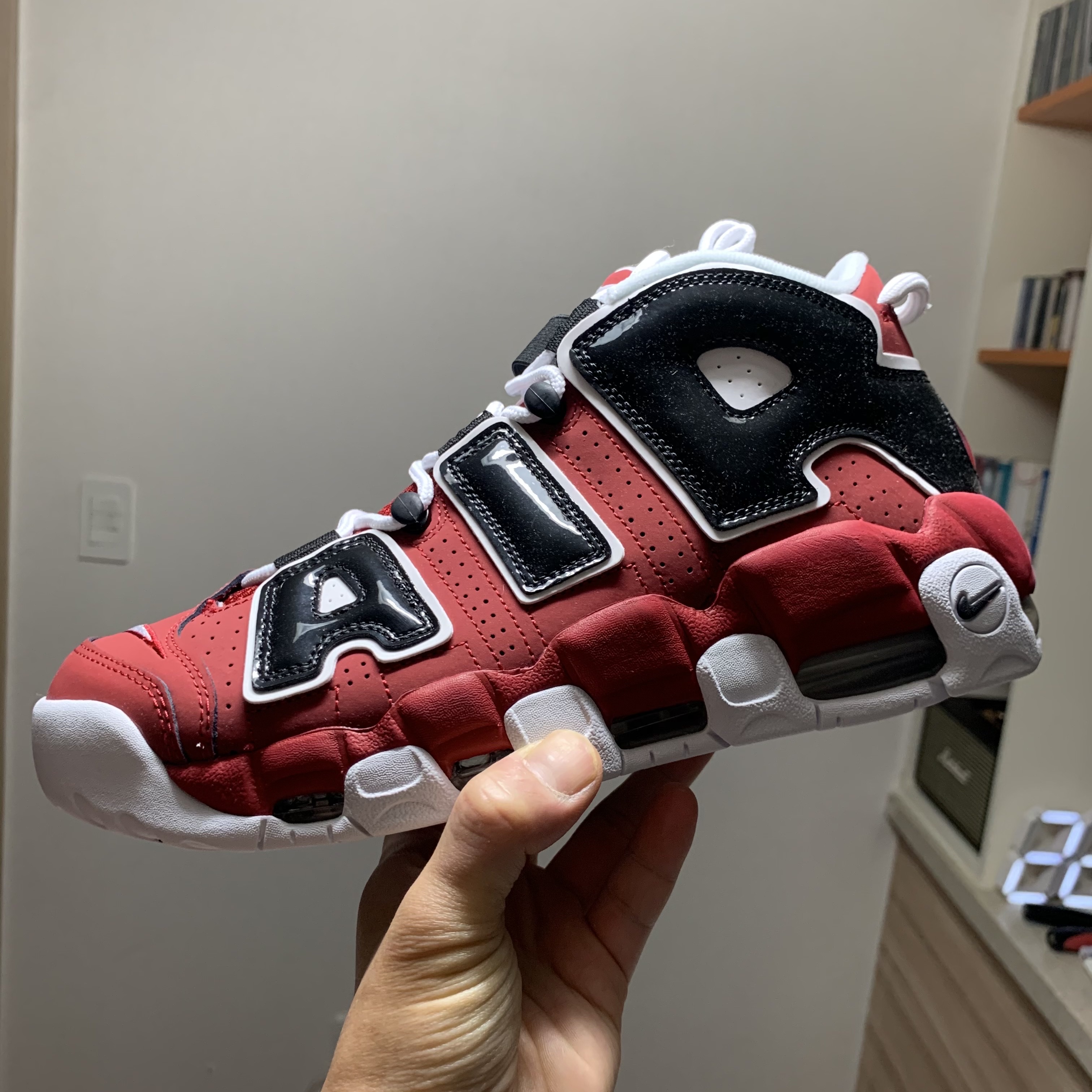 Nike Air More Uptempo 96 Bulls 2021 착용 스타일