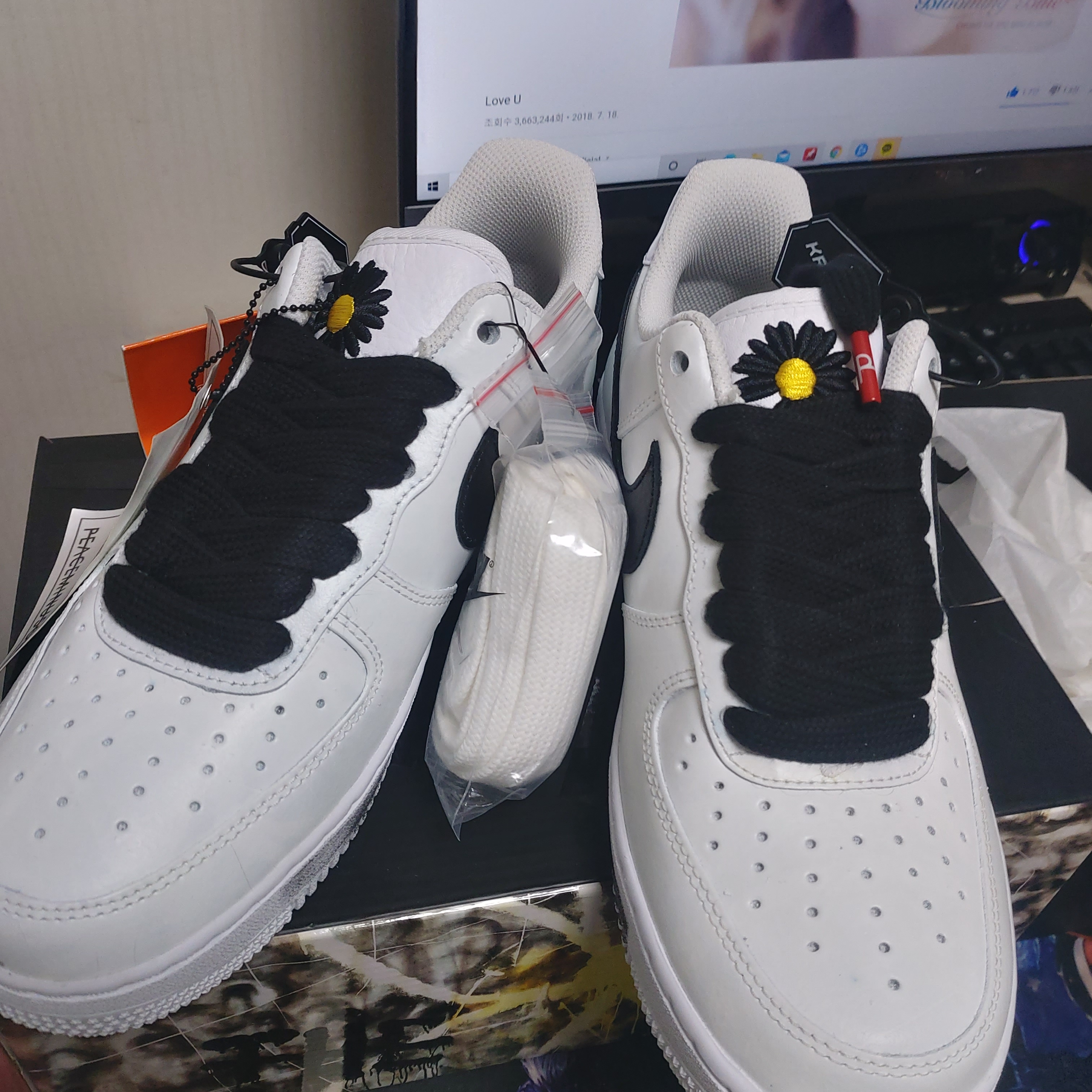Nike x Peaceminusone Air Force 1 Low Para-Noise 2.0 착용 스타일 - 1