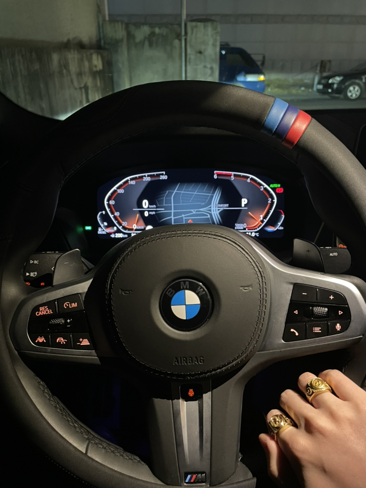 KREAM 프로필 이미지