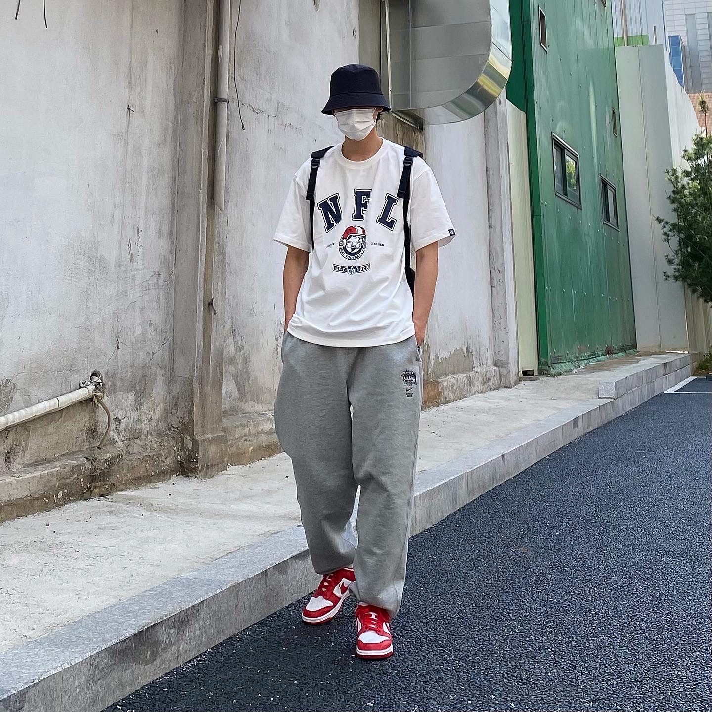 Nike Dunk Low SP University Red 2020, Nike x Stussy NRG ZR Fleece Pants Heather Grey - US/EU 착용 스타일 - 1