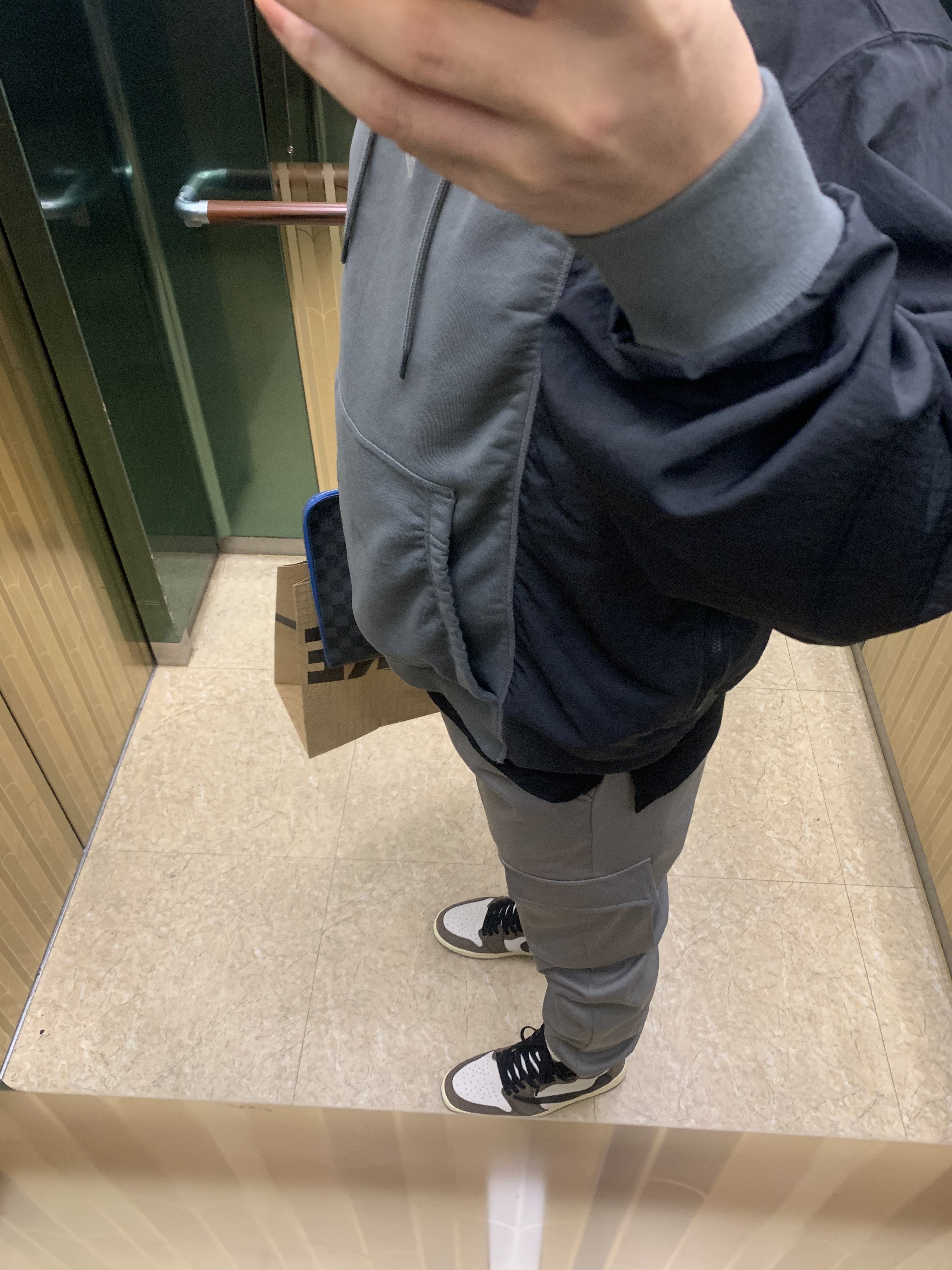 Nike x Readymade Blazer Mid Black, Nike x Kim Jones Oversized T-Shirt Grey Heather - Asia 착용 스타일 - 3