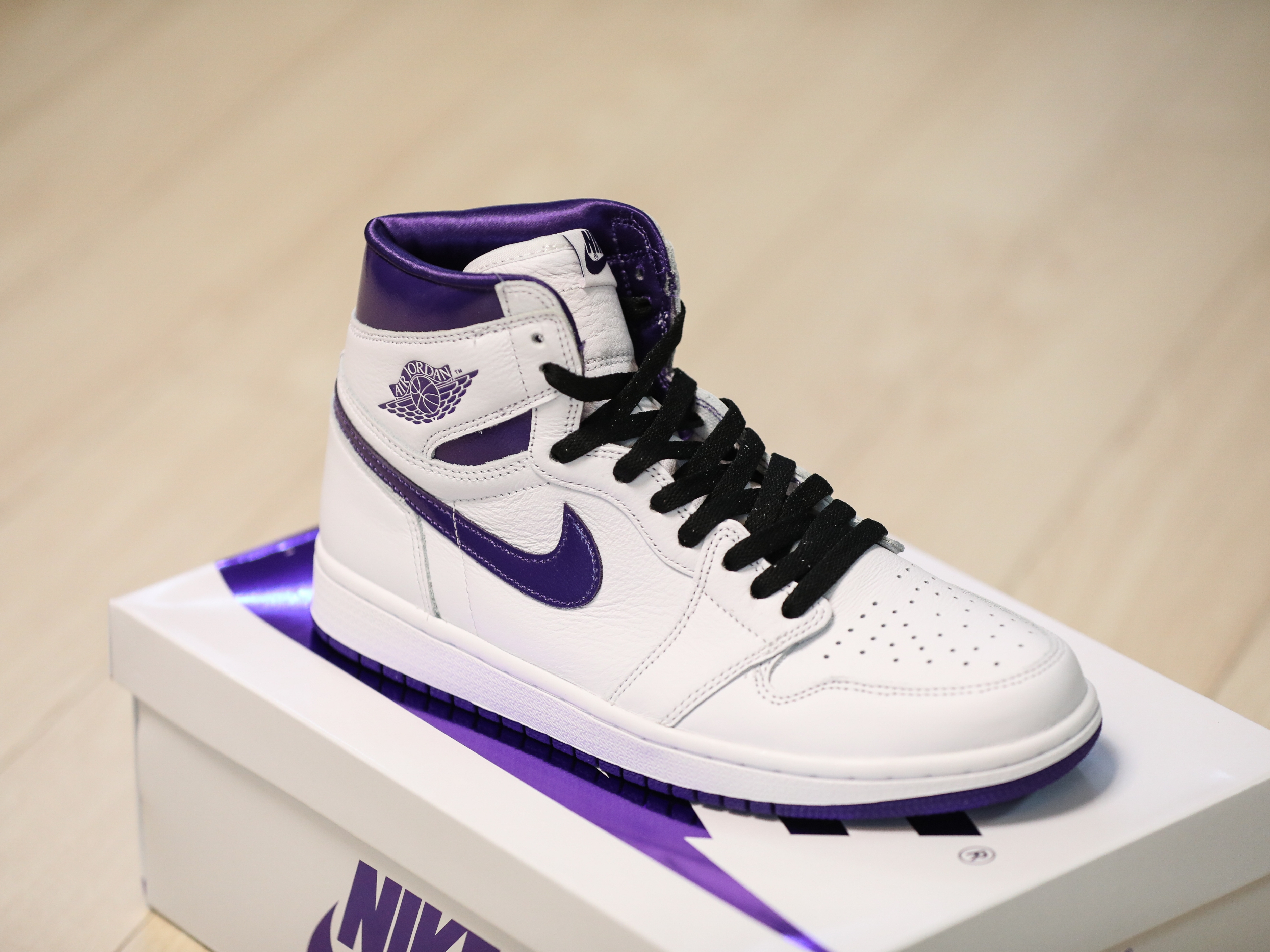 (W) Jordan 1 High OG Court Purple 착용 스타일 - 4