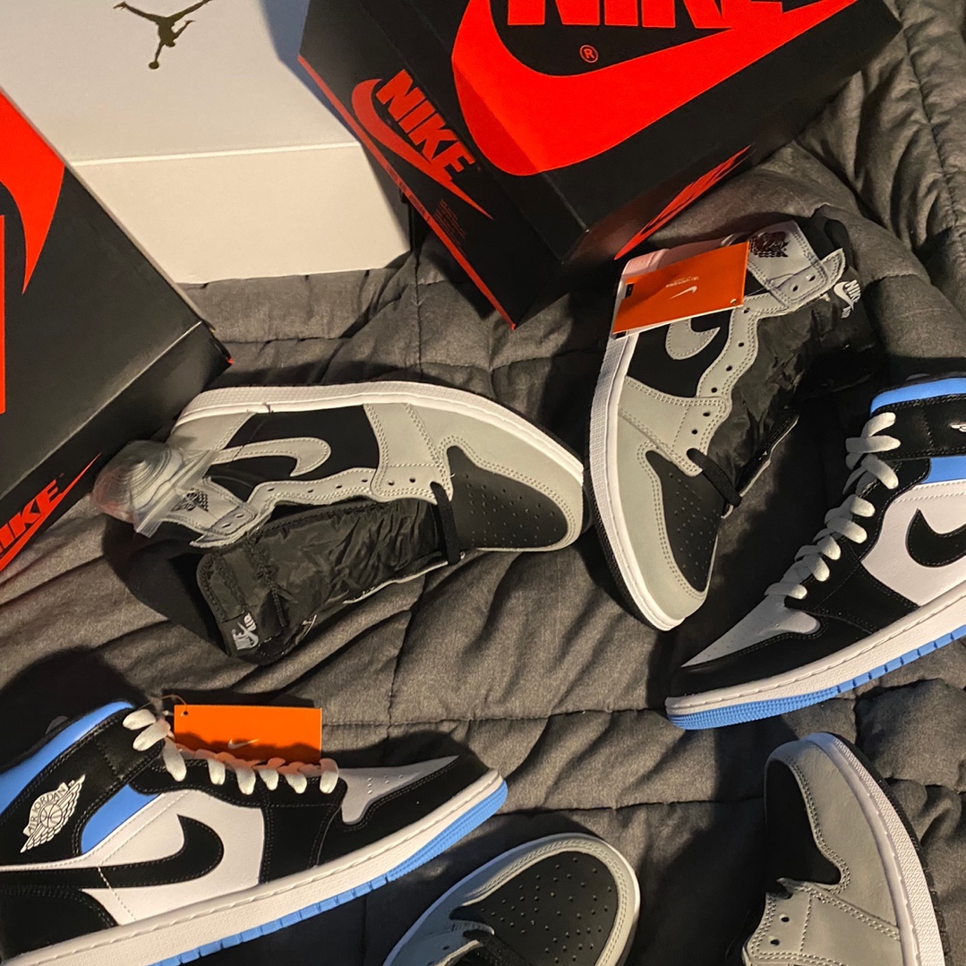 (W) Jordan 1 Mid White Black University Blue, Jordan 1 Retro High OG Shadow 2.0 착용 스타일