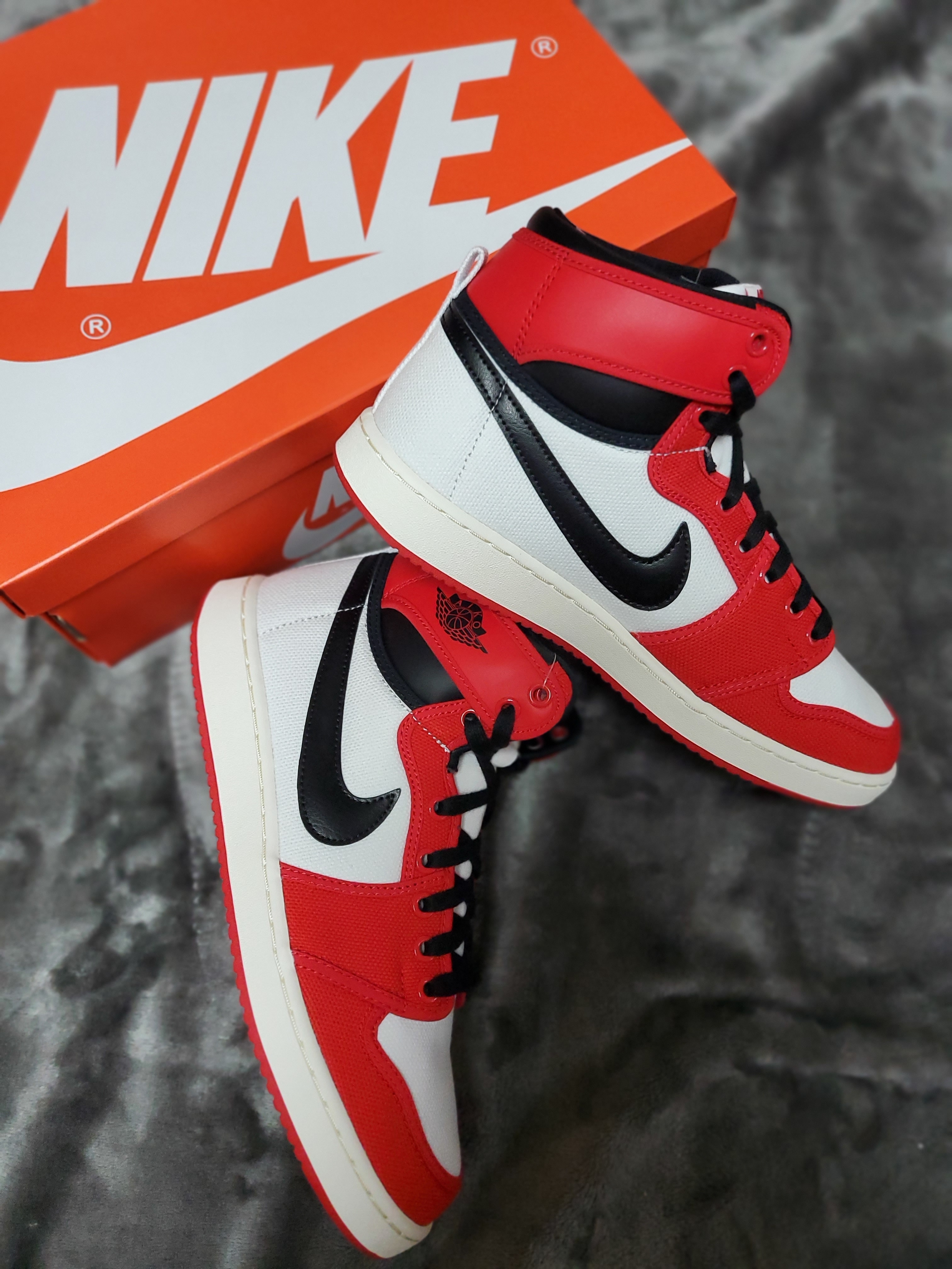 Jordan 1 KO Chicago 2021 착용 스타일 - 4