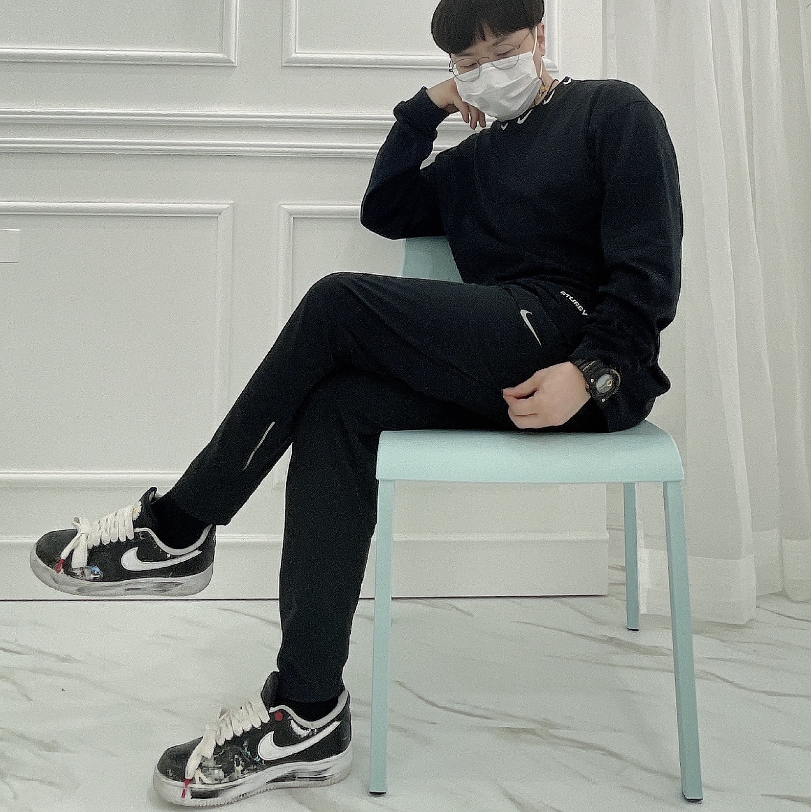 Nike x Peaceminusone Air Force 1 Low Para-Noise, Nike x Stussy NRG ZR Fleece Crewneck Black - US/EU 착용 스타일 - 1