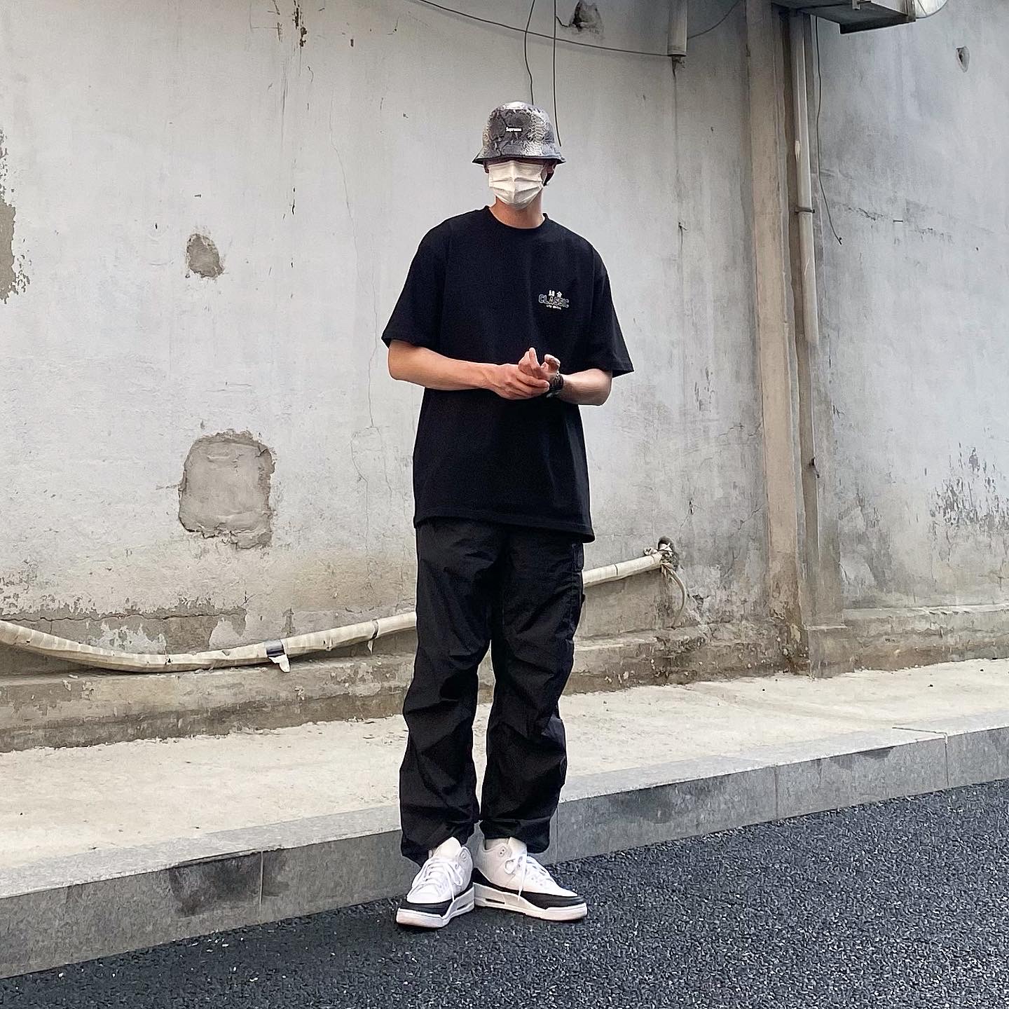 Jordan 3 x Fragment Retro SP White Black, Supreme x Stone Island Painted Camo Nylon Cargo Pants Black - 20FW 착용 스타일 - 3