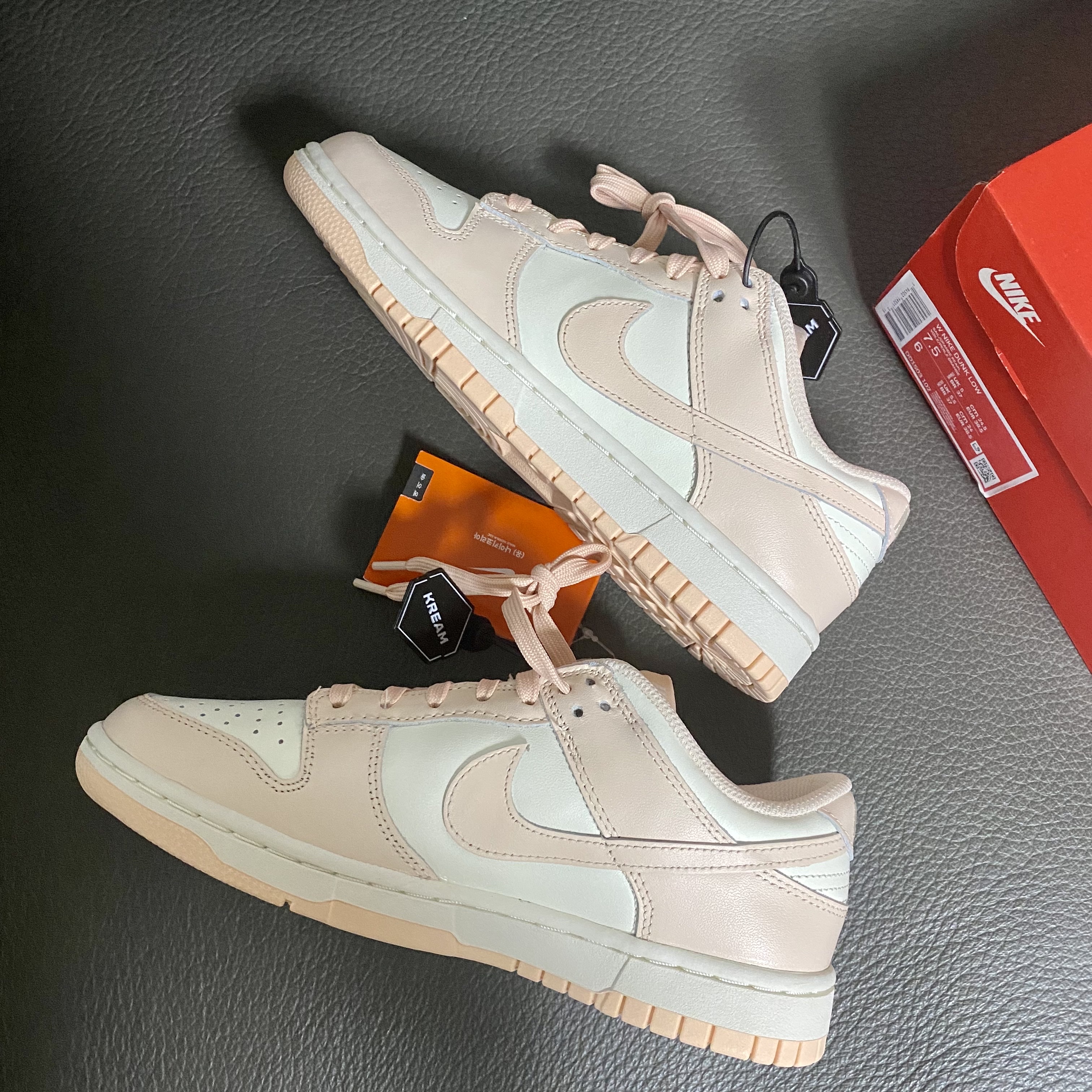 (W) Nike Dunk Low Orange Pearl 착용 스타일